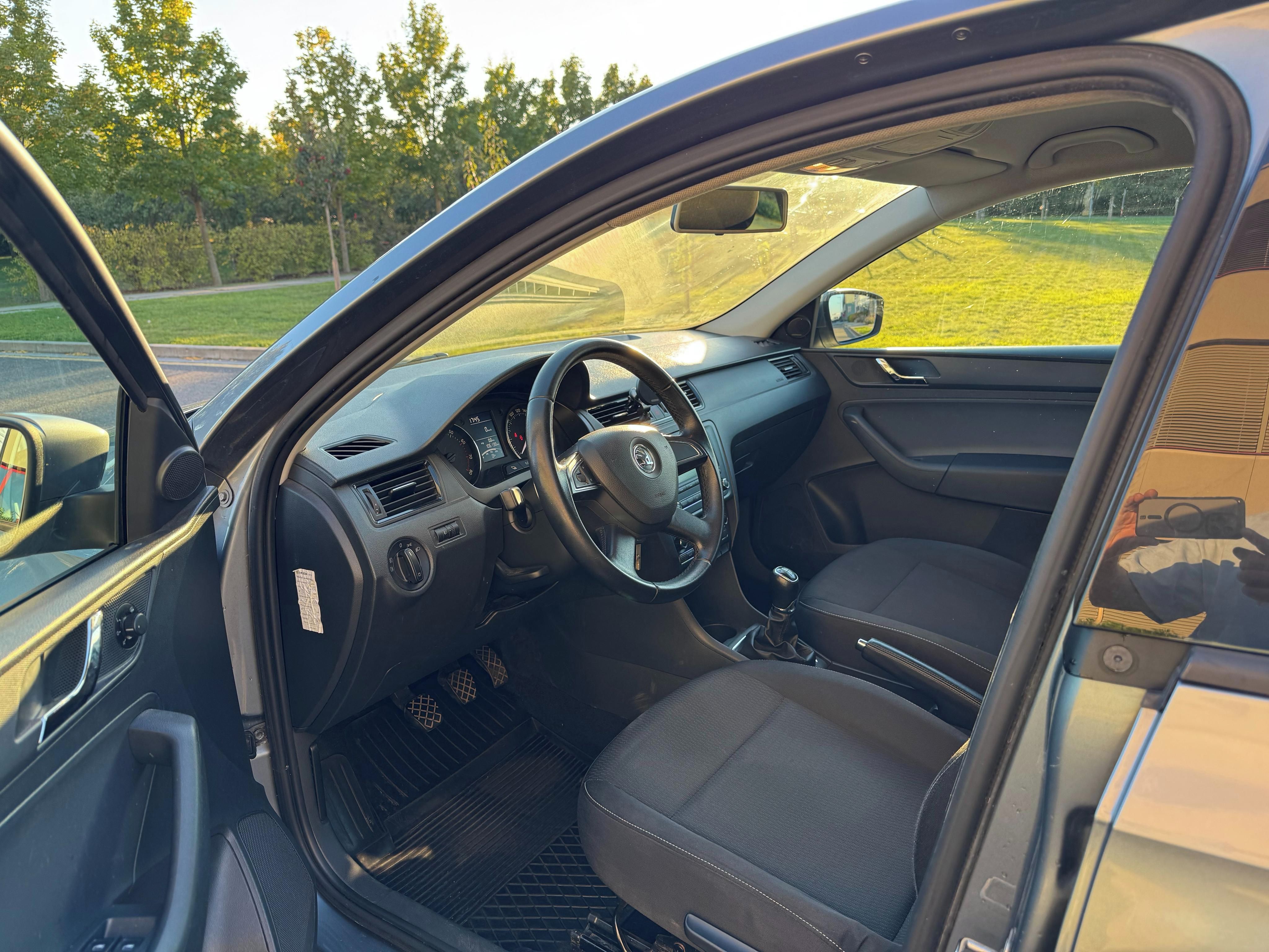 Škoda Rapid, Škoda Rapid 1.2 TSI 77 kW - fotka 6