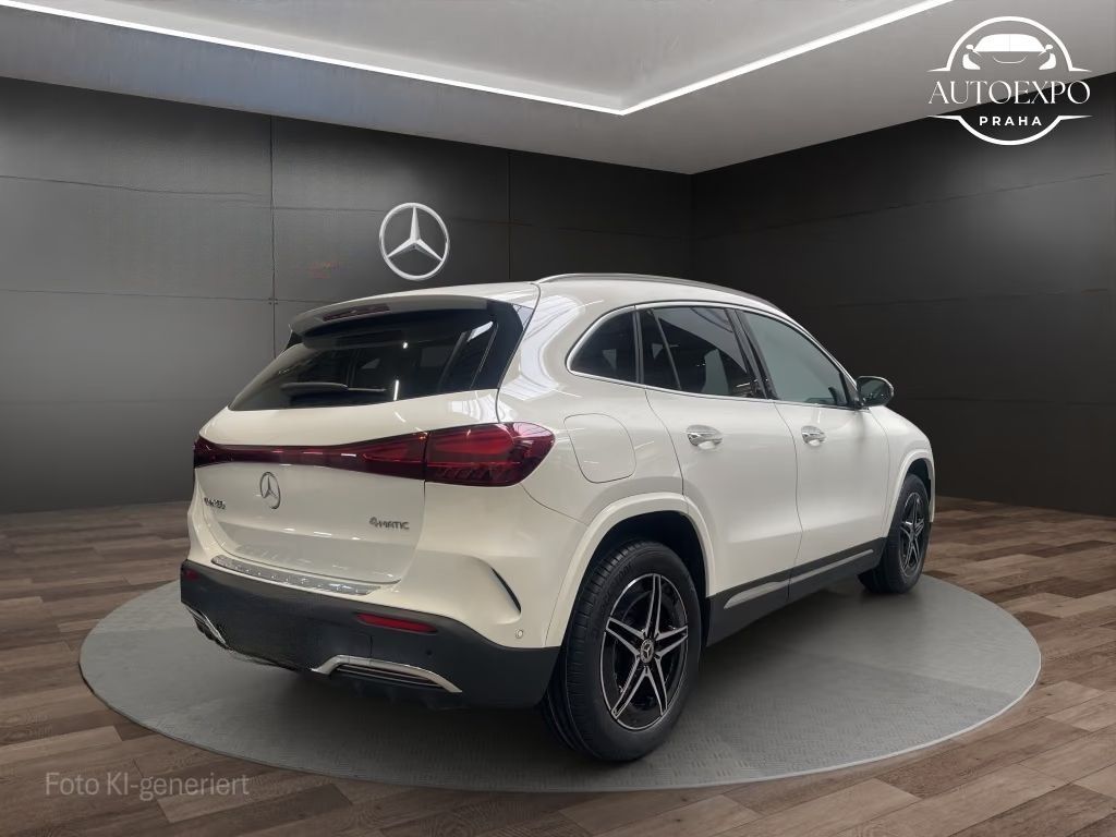 Mercedes-Benz EQA, 350 4M AMG*PANORAMA*DISTRONIC - fotka 3