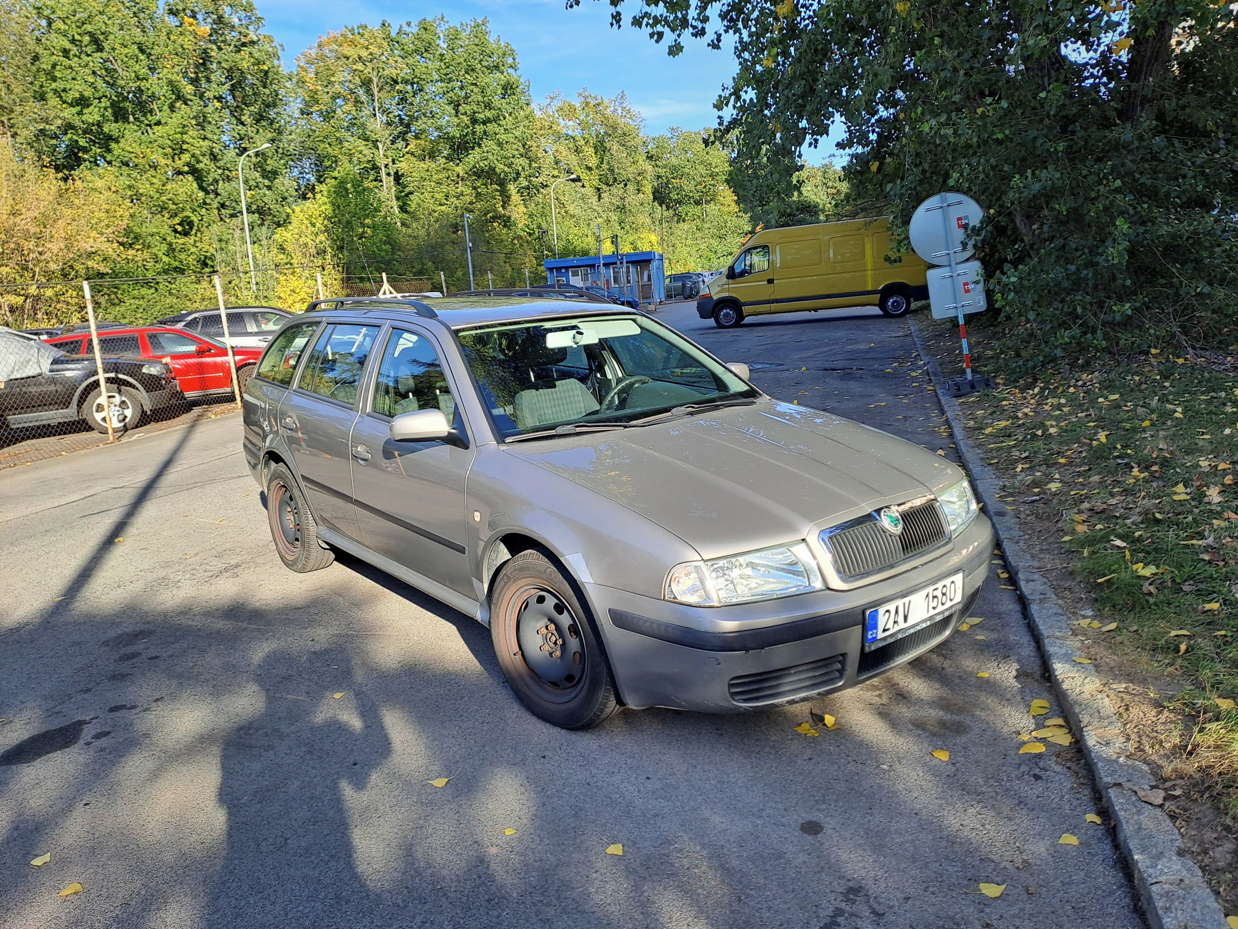 Škoda Octavia, TZ, pravidelně servisováno - fotka 2