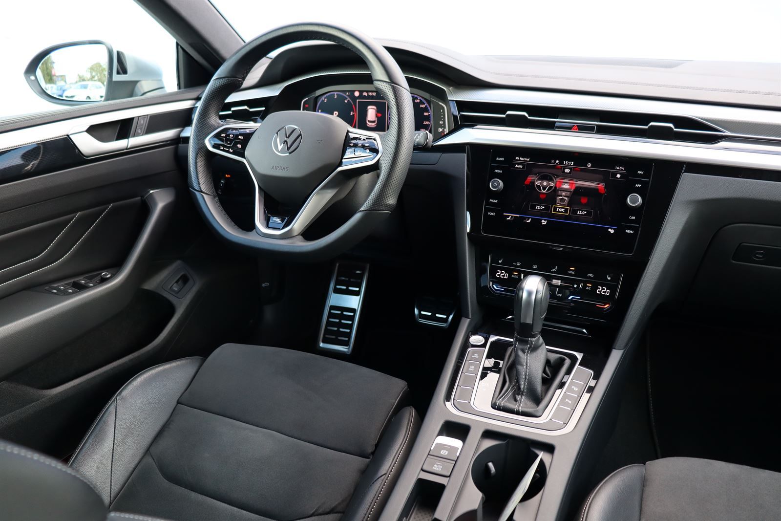 Volkswagen Arteon, 2.0 TDI BMT DSG ShBrake - fotka 5