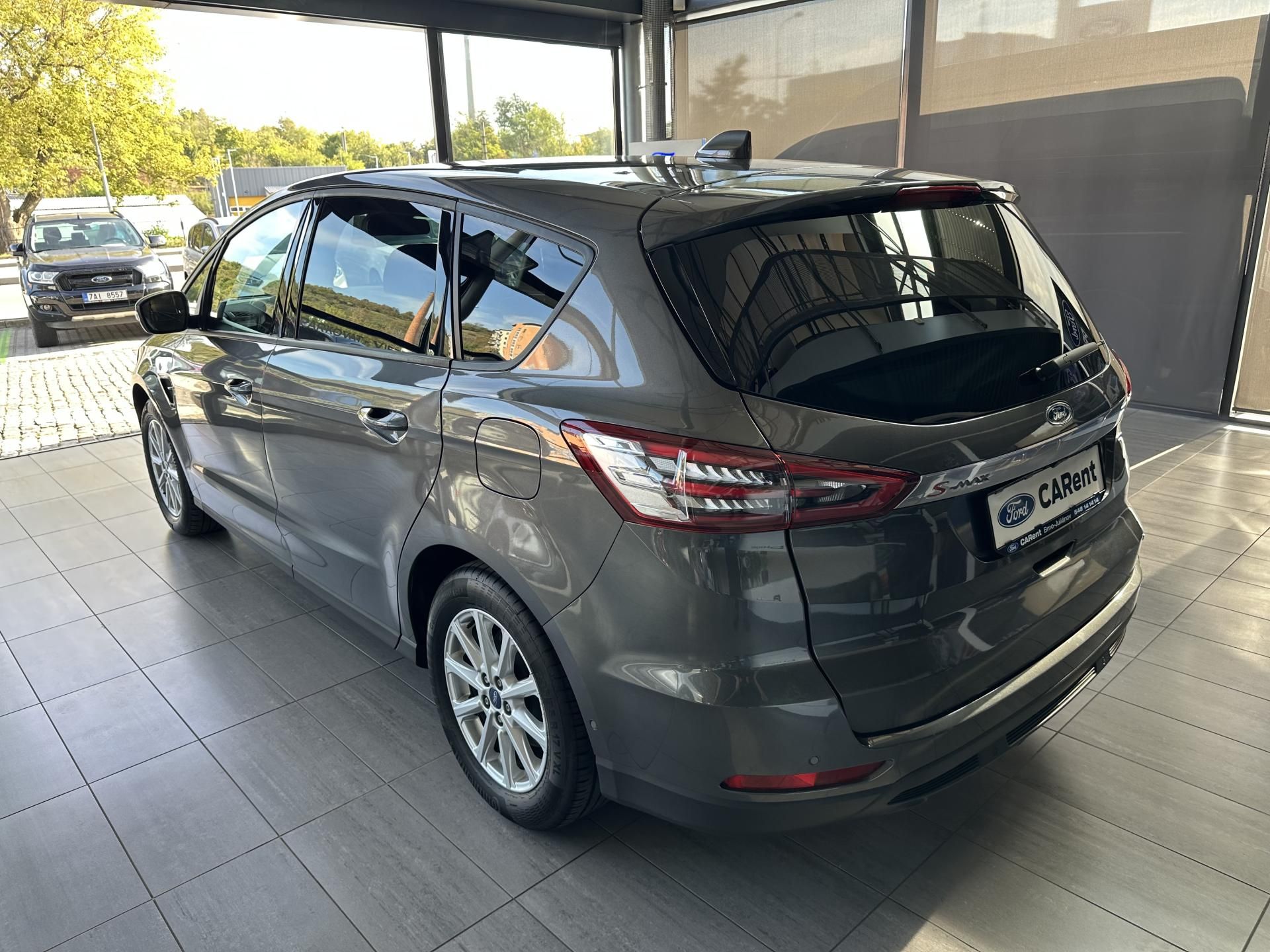 Ford S-MAX, Business 2.5i HEV 190k aut. - fotka 2