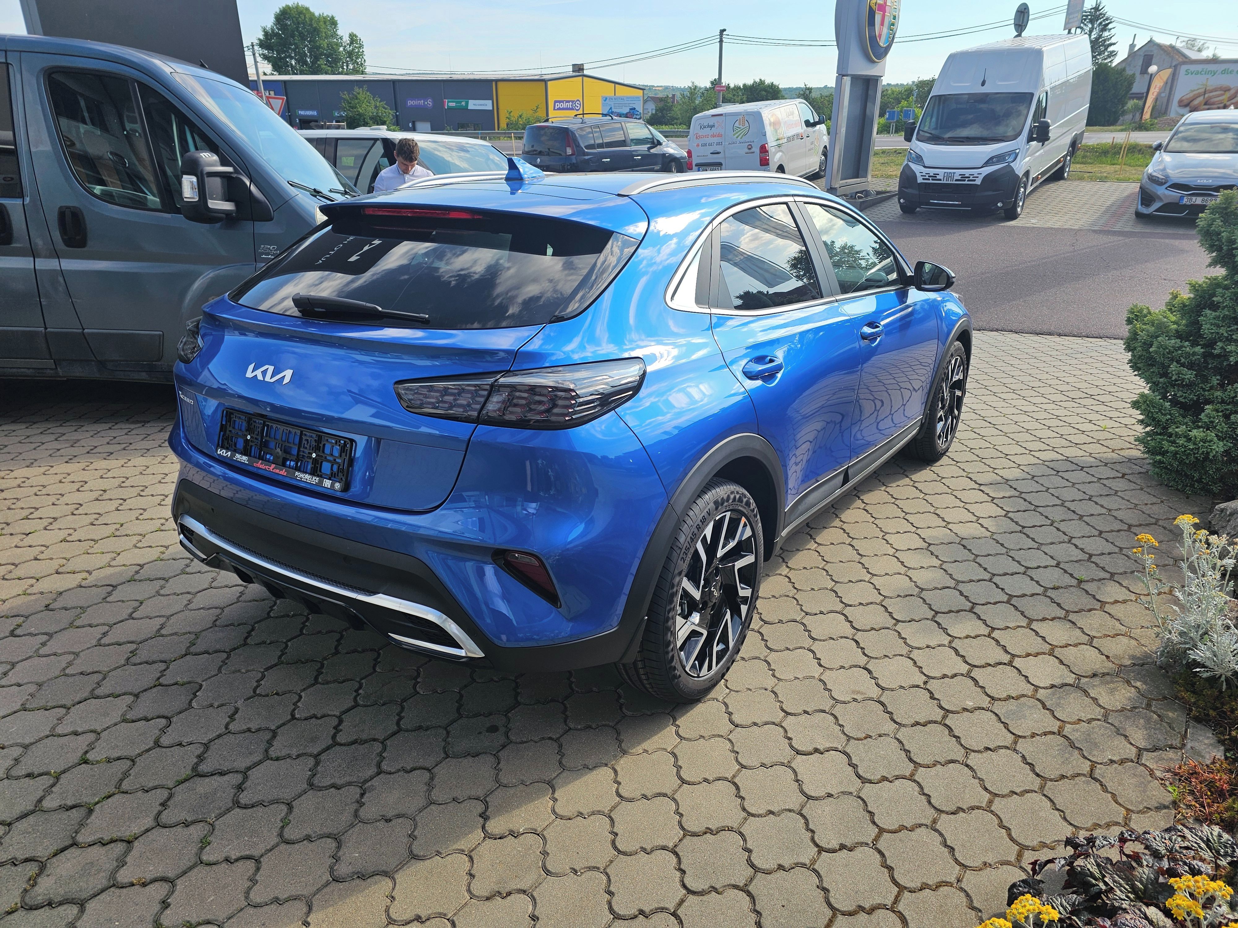 Kia XCee´d, Steel Edition 1,6T-Gdi 7DCT - fotka 5