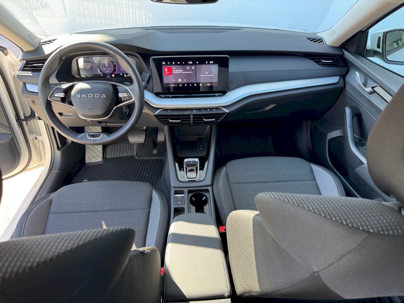 Škoda Octavia, Combi DSG 1.5 eTSI 85 kW Selec - fotka 5