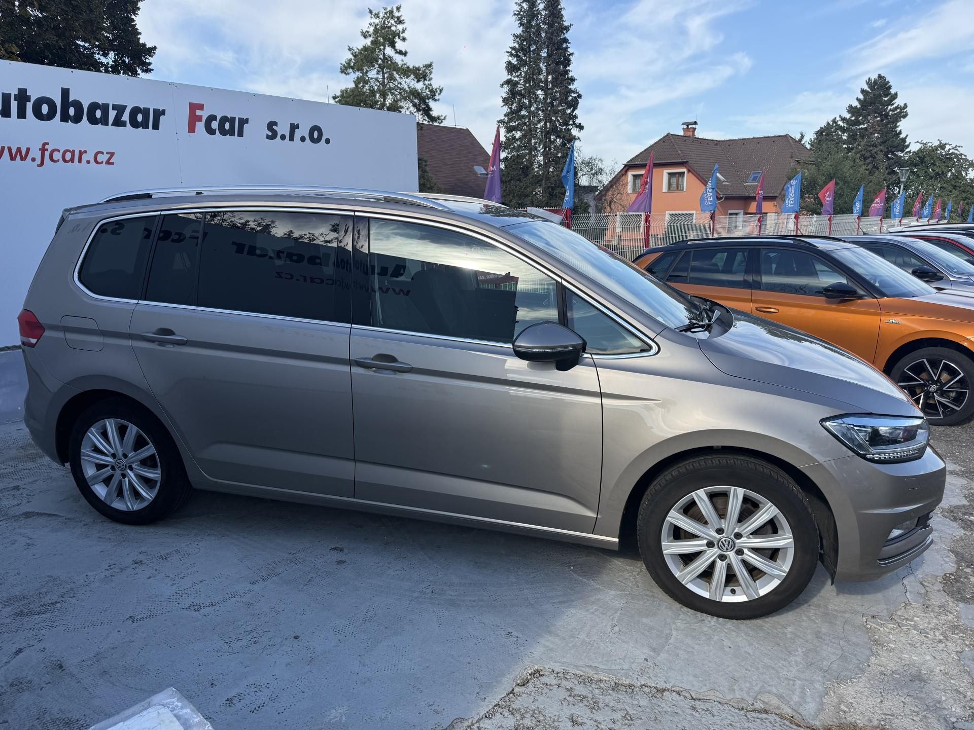 Volkswagen Touran, 1.4 TSI 7 míst, ser.knížka - fotka 5