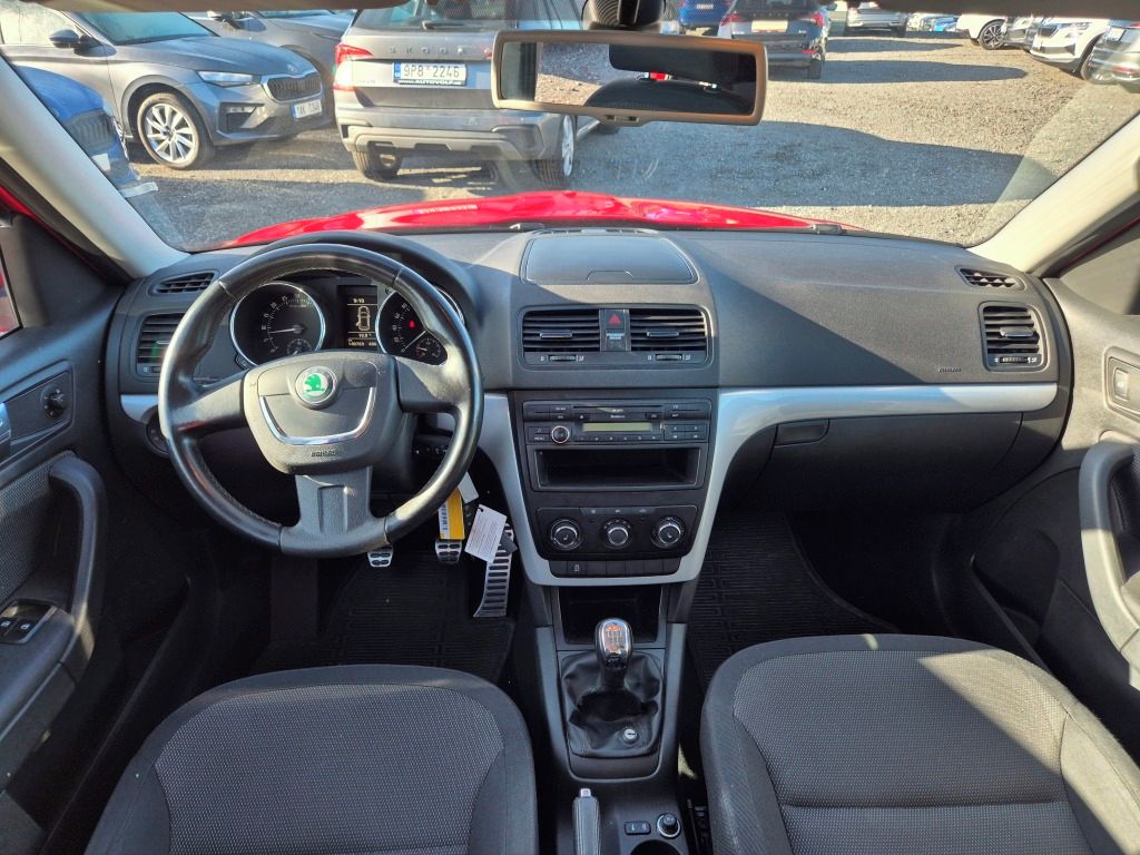 Škoda Yeti, Ambition 2.0 TDi 81 kW - fotka 5