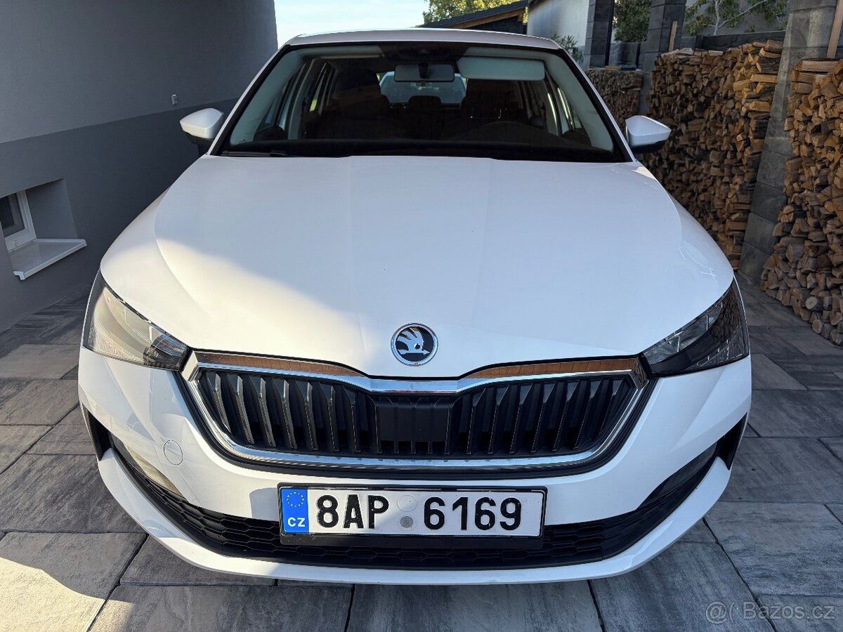 Škoda Scala, 1 MAJITEL  SERVISNI KNIHA - fotka 2
