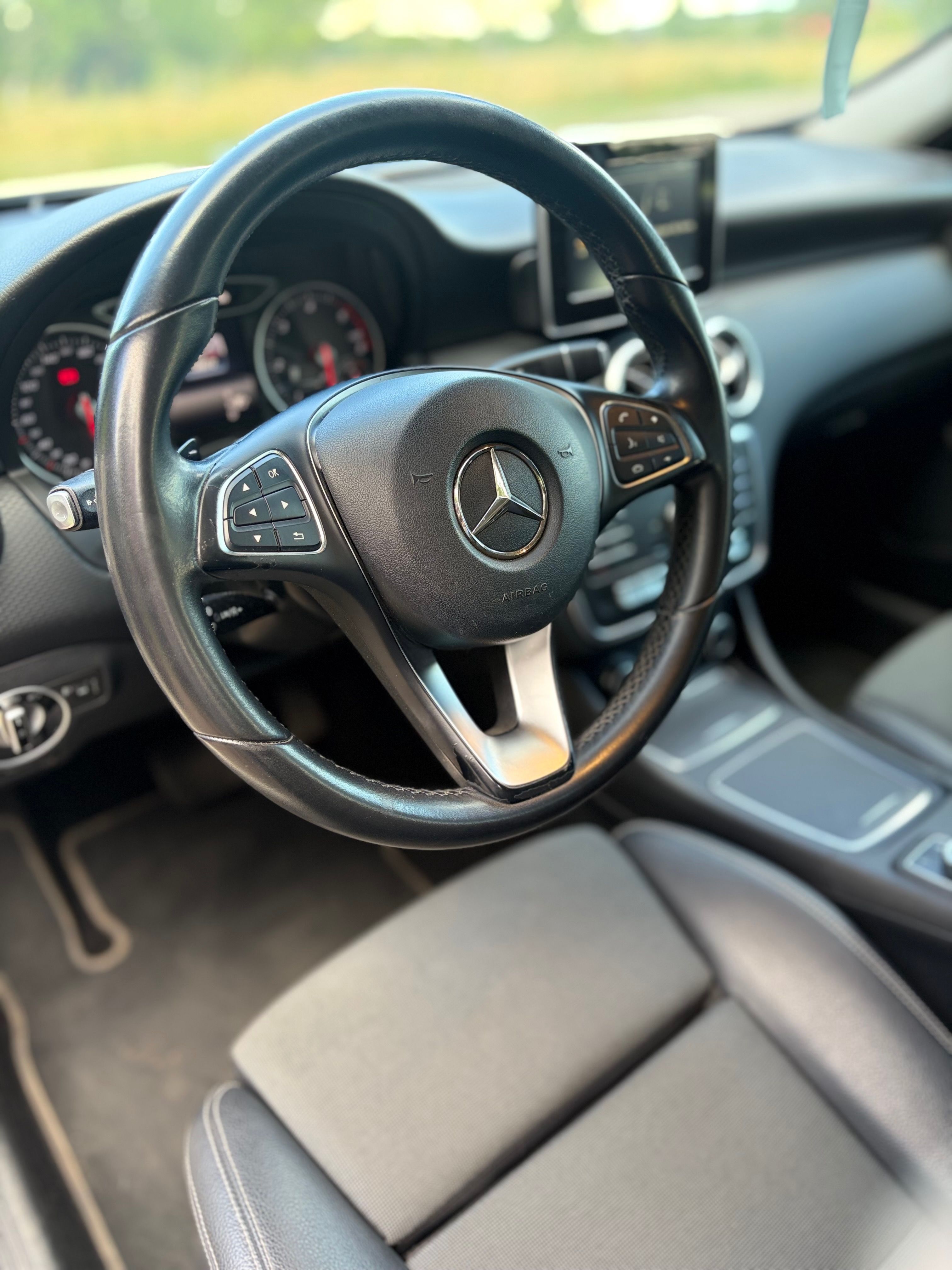 Mercedes-Benz Třídy A - fotka 4