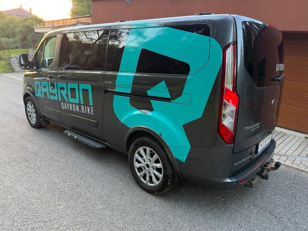 Ford Tourneo Custom, 1,9 TDI v plné výbavě - fotka 2