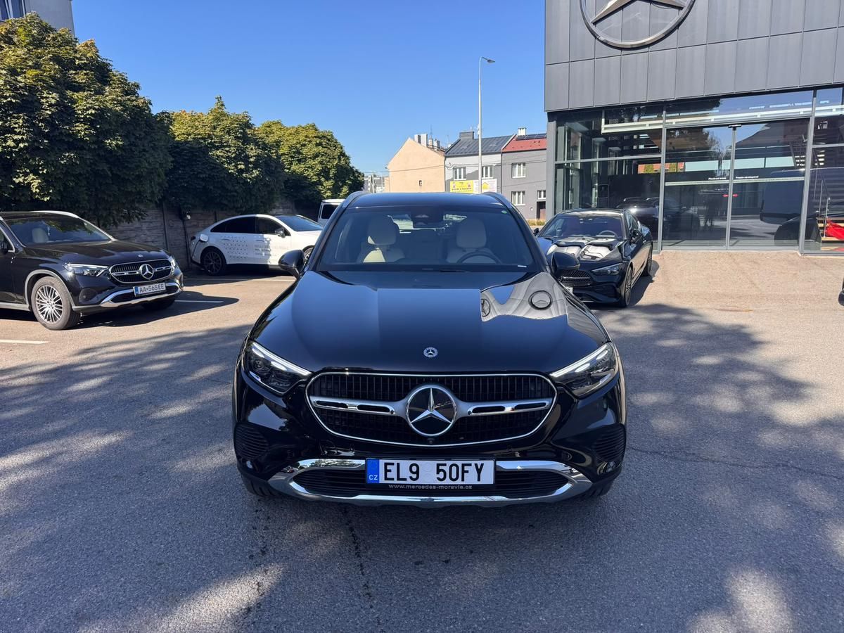 Mercedes-Benz GLC, 300 de 4MATIC - fotka 2