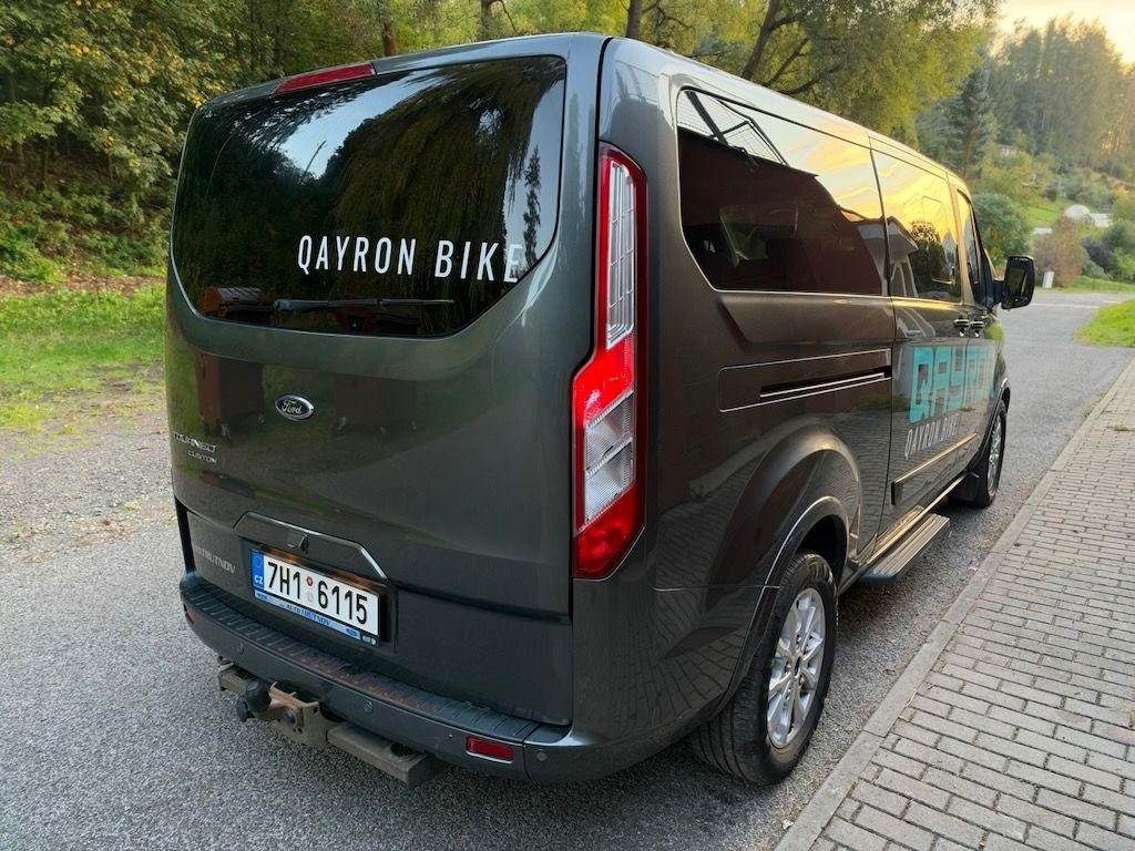 Ford Tourneo Custom, 1,9 TDI v plné výbavě - fotka 3