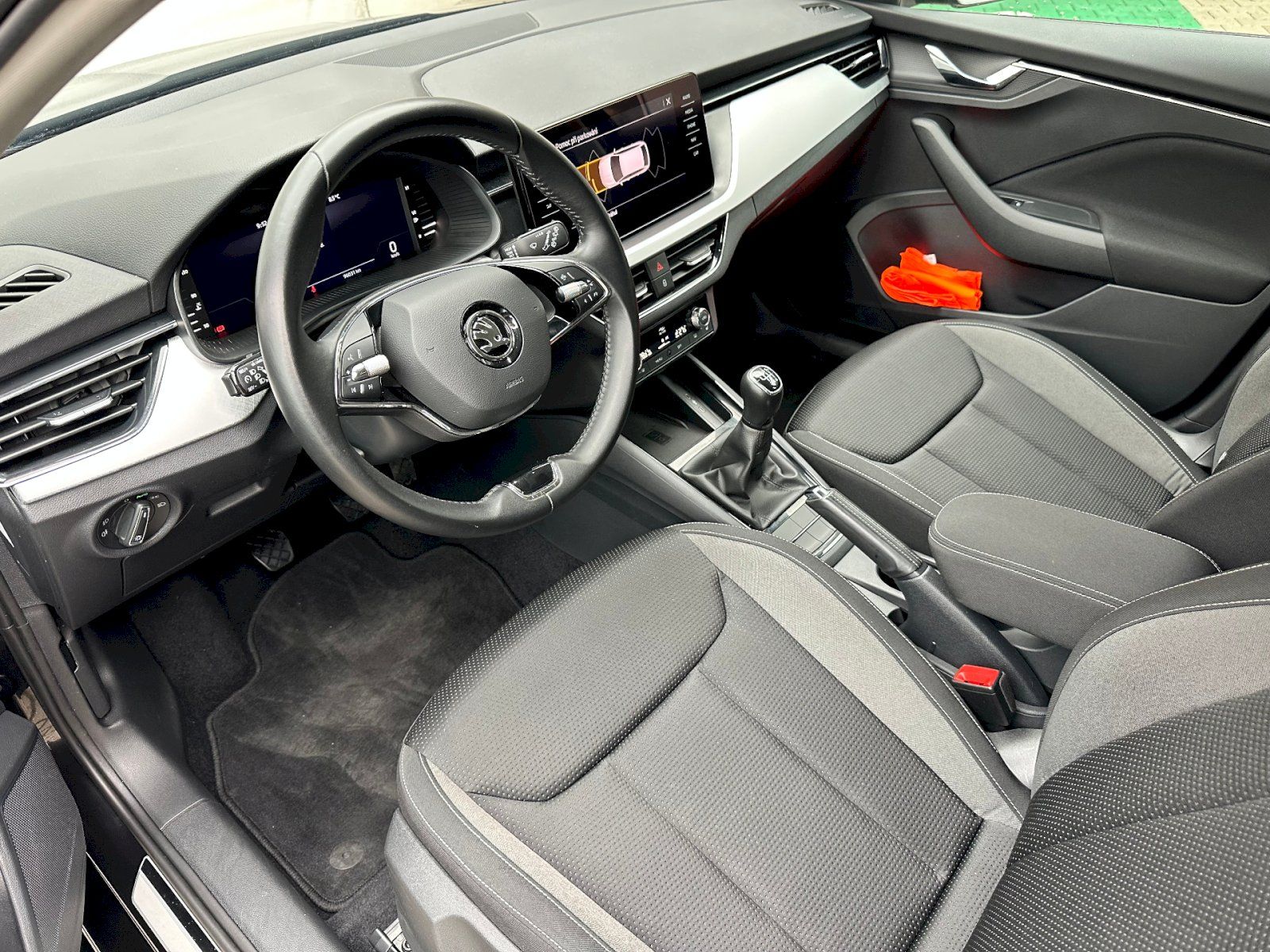 Škoda Scala, 1.0 TSI 81kW Tour - fotka 6