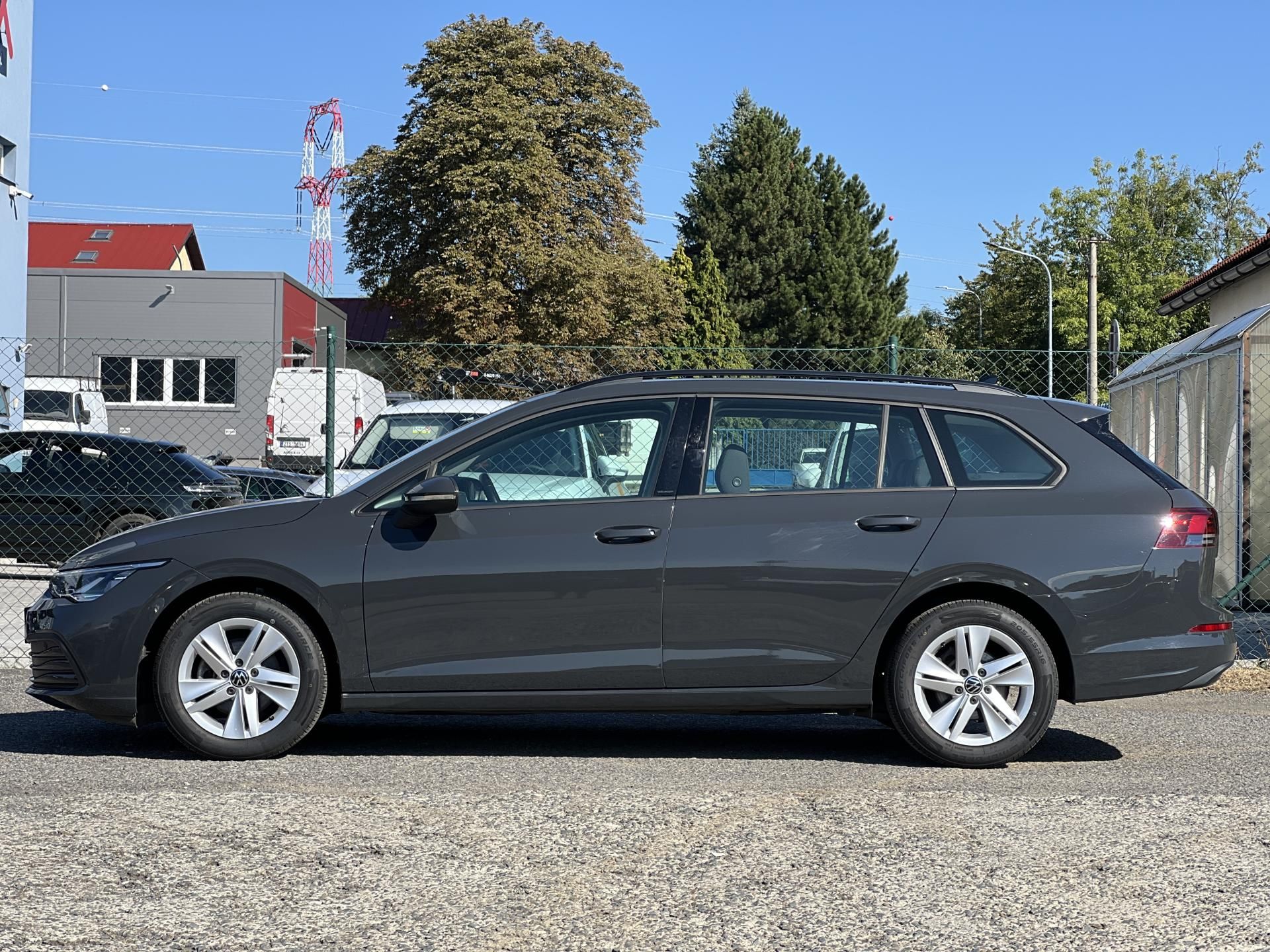 Volkswagen Golf, 1.0TSi 81kw NAVI KOUPENO V ČR - fotka 4