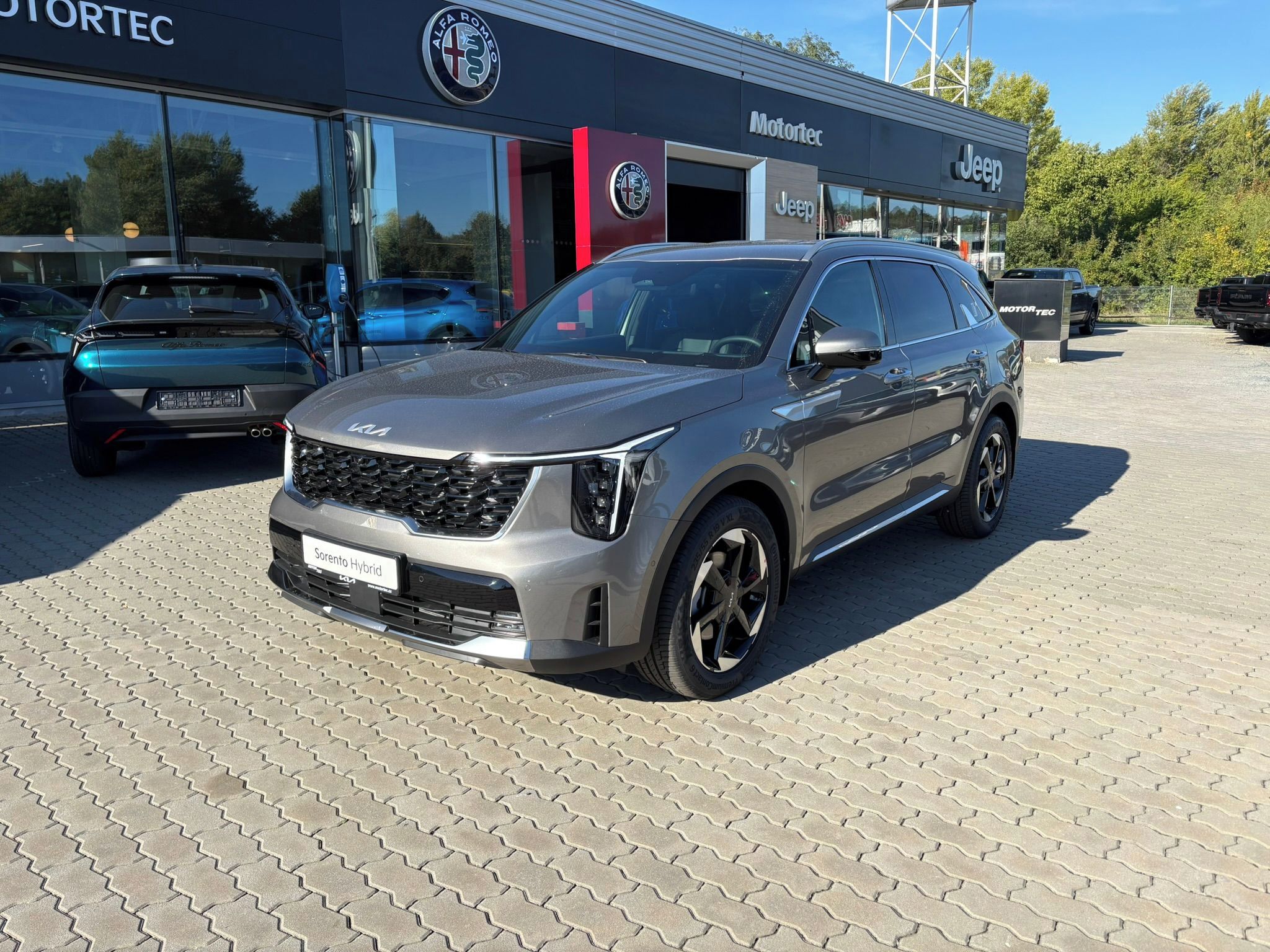 Kia Sorento, 1,6 T-GDi GPF HEV 4x4 6AT 5P T - fotka 3