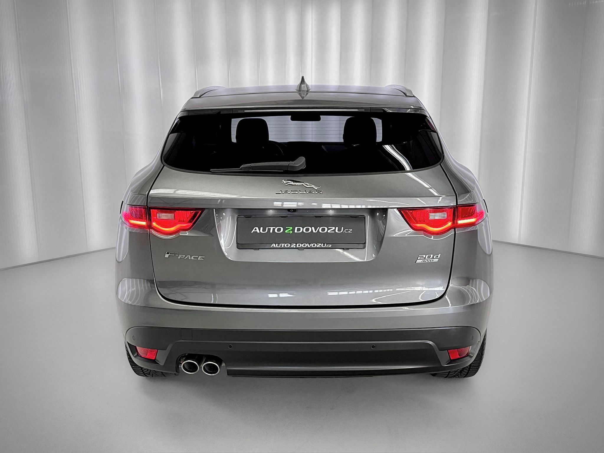 Jaguar F-Pace, 2.0d AWD A/T PRESTIGE, WEBASTO - fotka 5