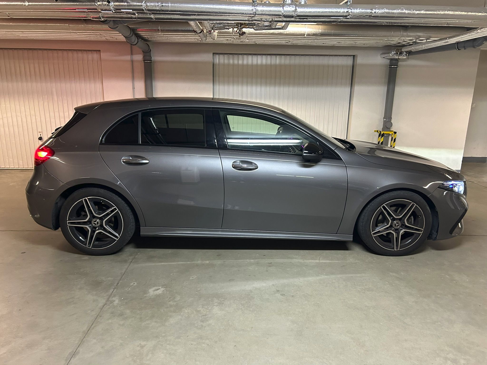 Mercedes-Benz Třídy A, AMG line—Night—1majitel—záruka - fotka 4