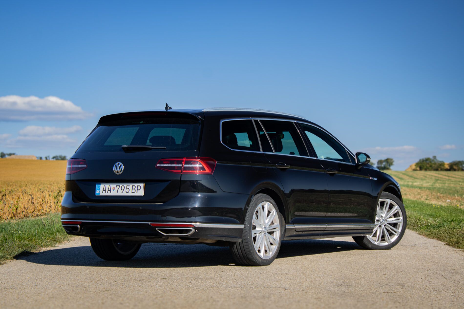 Volkswagen Passat Variant - fotka 5