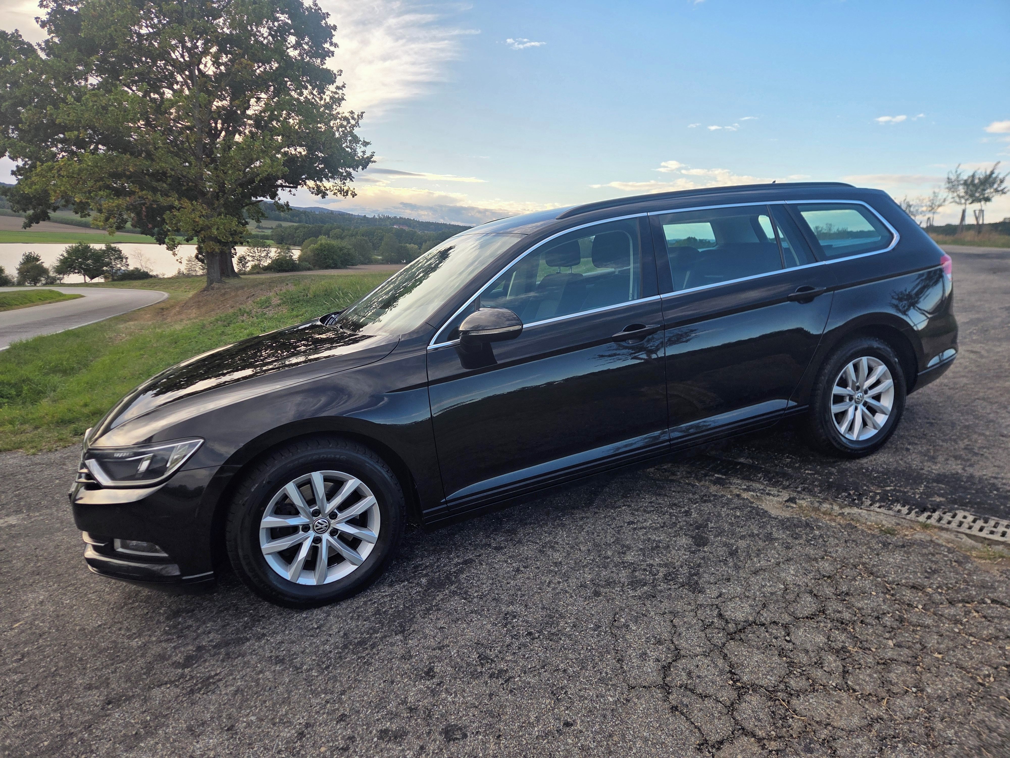 Volkswagen Passat, 2.0TDI - DSG - DPH - fotka 2