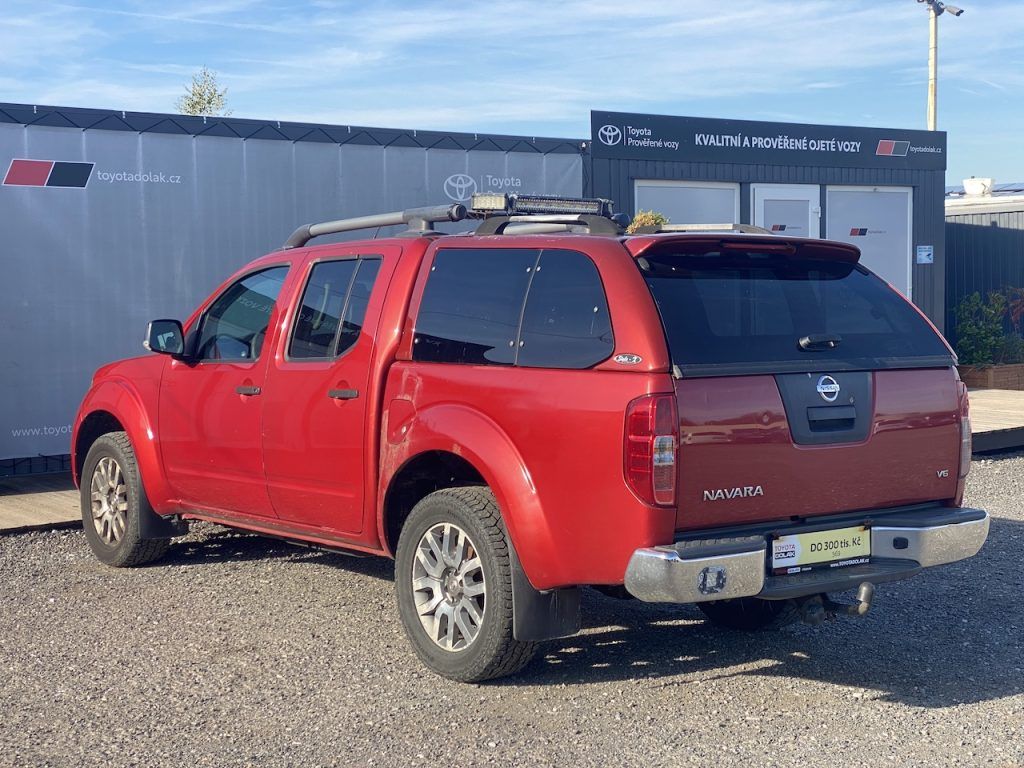 Nissan Navara, 3.0D, V6, automat, tažné, 4x4 - fotka 5