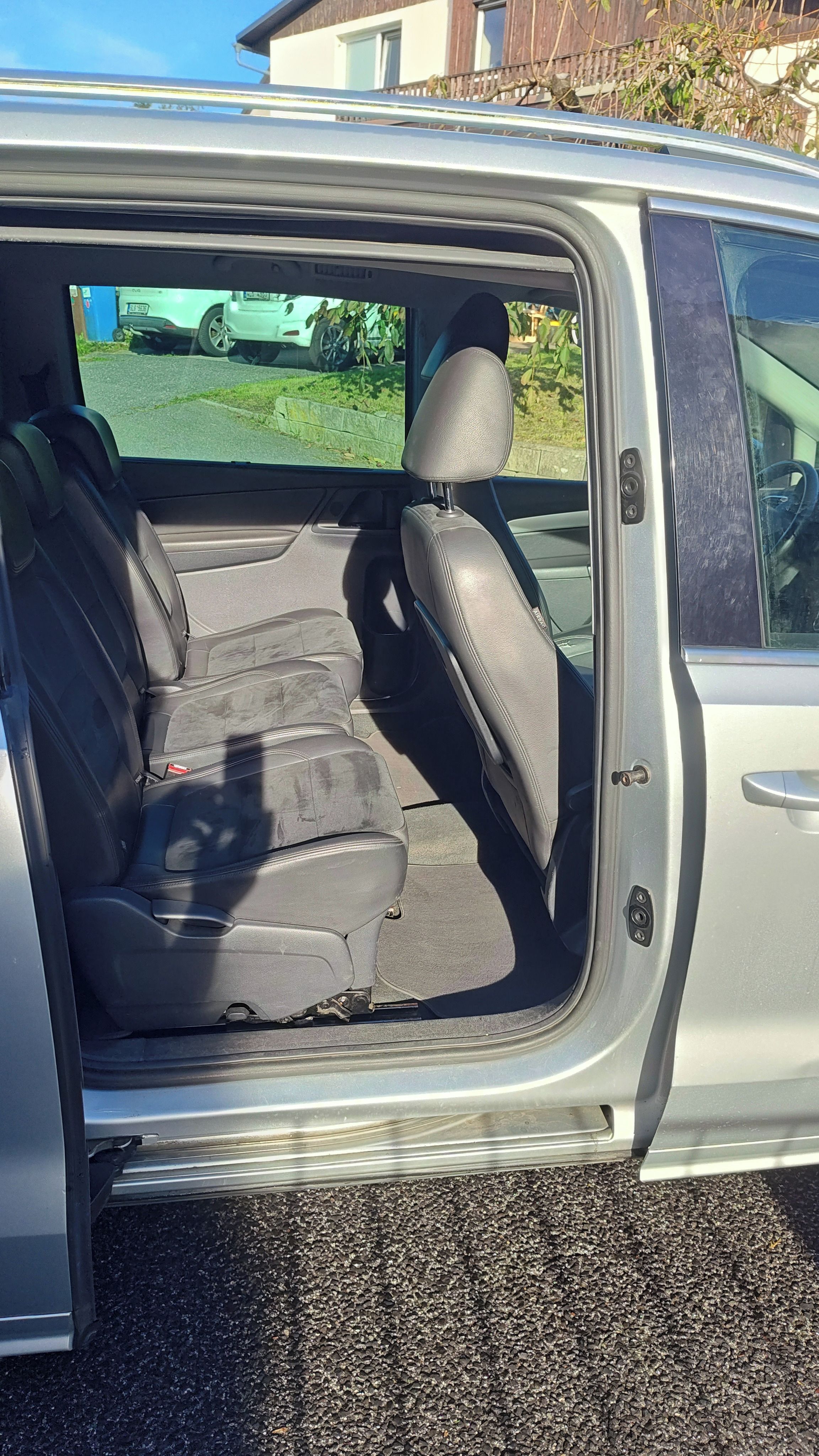 Volkswagen Sharan, 2.0 TDI - po celkovém servisu - fotka 4