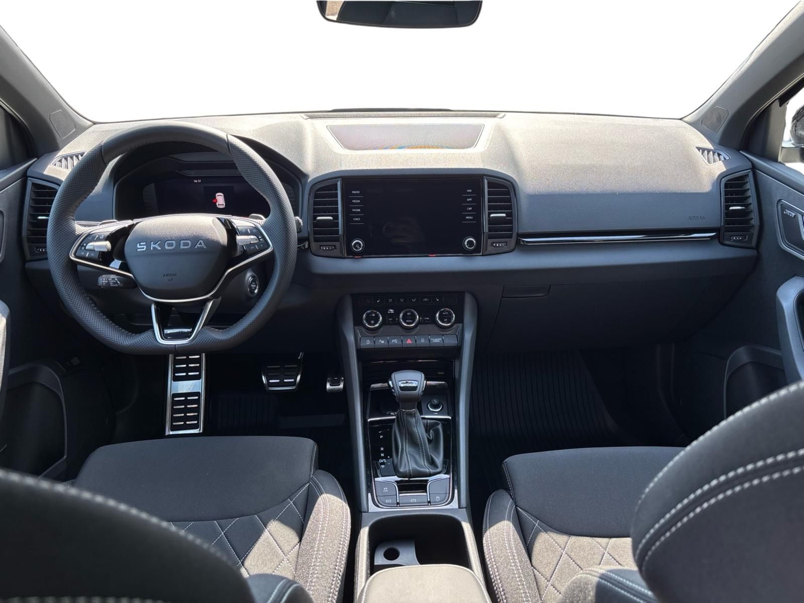 Škoda Karoq, 1,5 TSI 110 kW SPORTLINE DSG - fotka 5