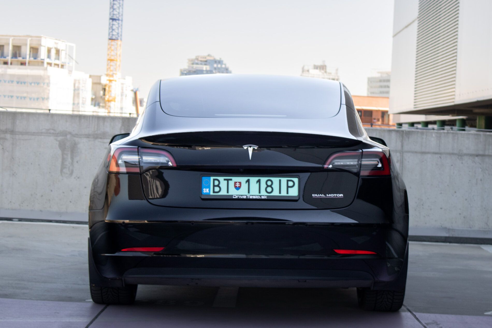 Tesla Model 3 - fotka 6