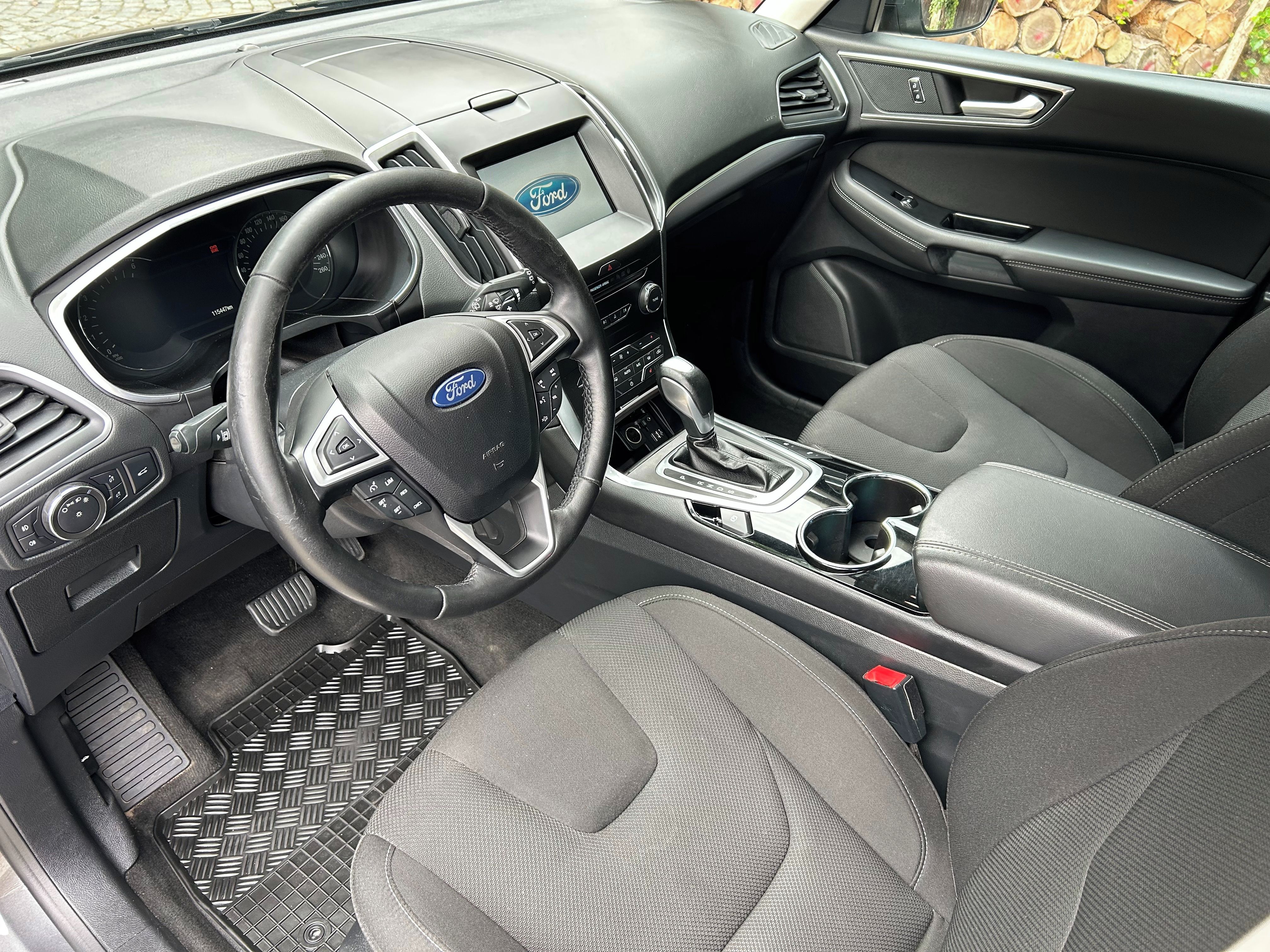 Ford S-MAX, Ford S-MAX 2.0 TDCi, ATM, 4x4 - fotka 6