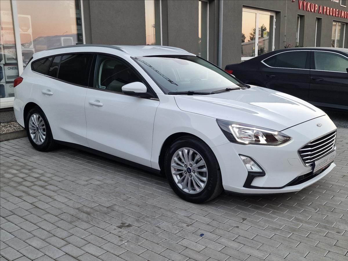 Ford Focus, 1.5TDCI Titanium,ČR,1.Majitel - fotka 2