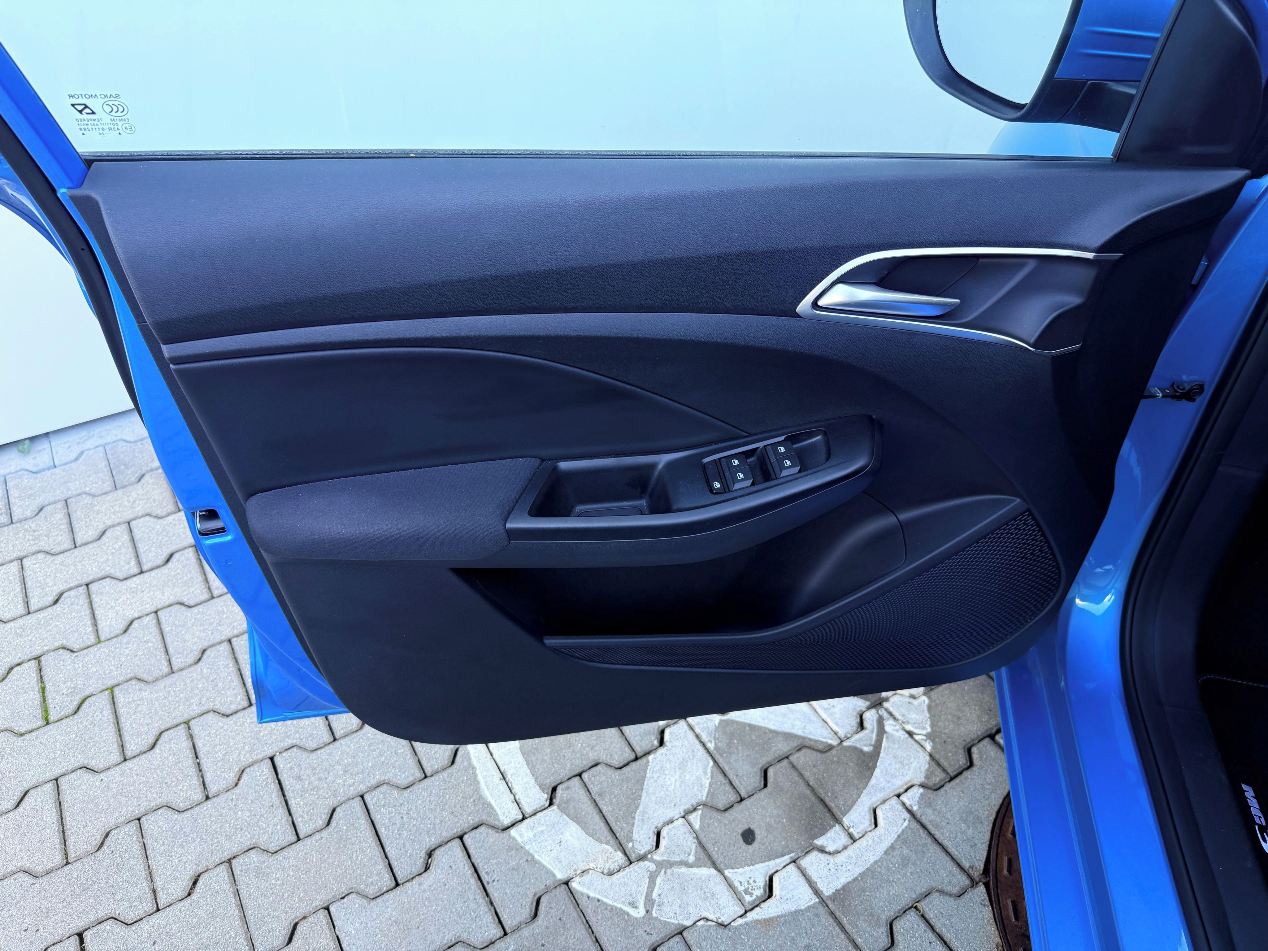 MG MG3, 143KW/195PS EMOTION hybrid - fotka 6