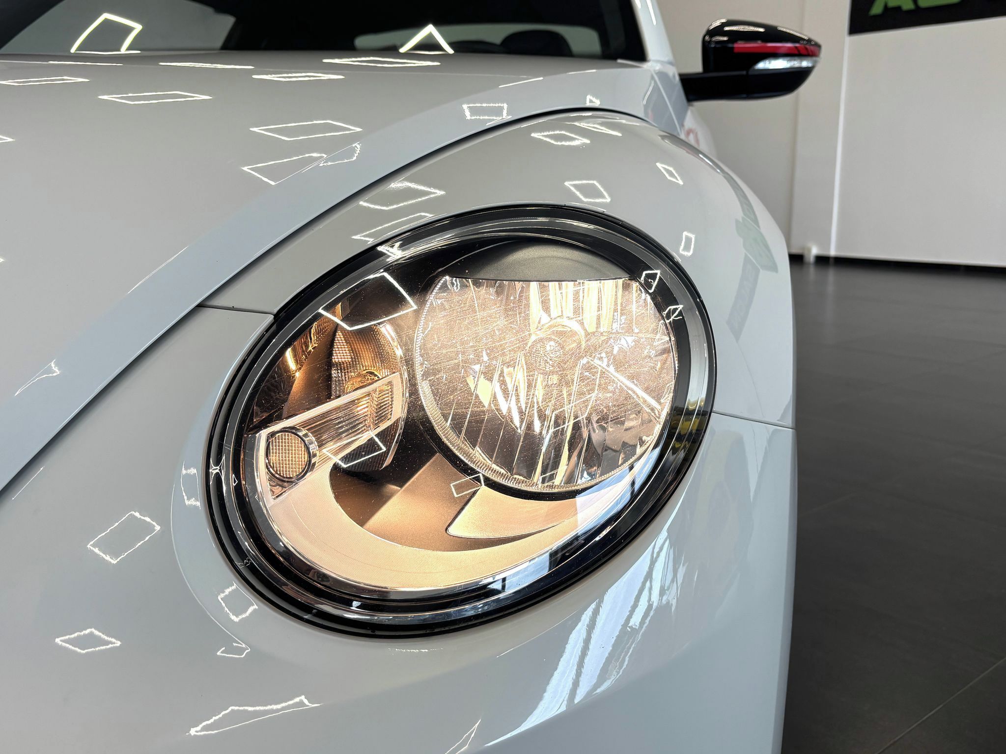 Volkswagen Beetle, Beetle Racing 2.0TSI 147kW DSG - fotka 6