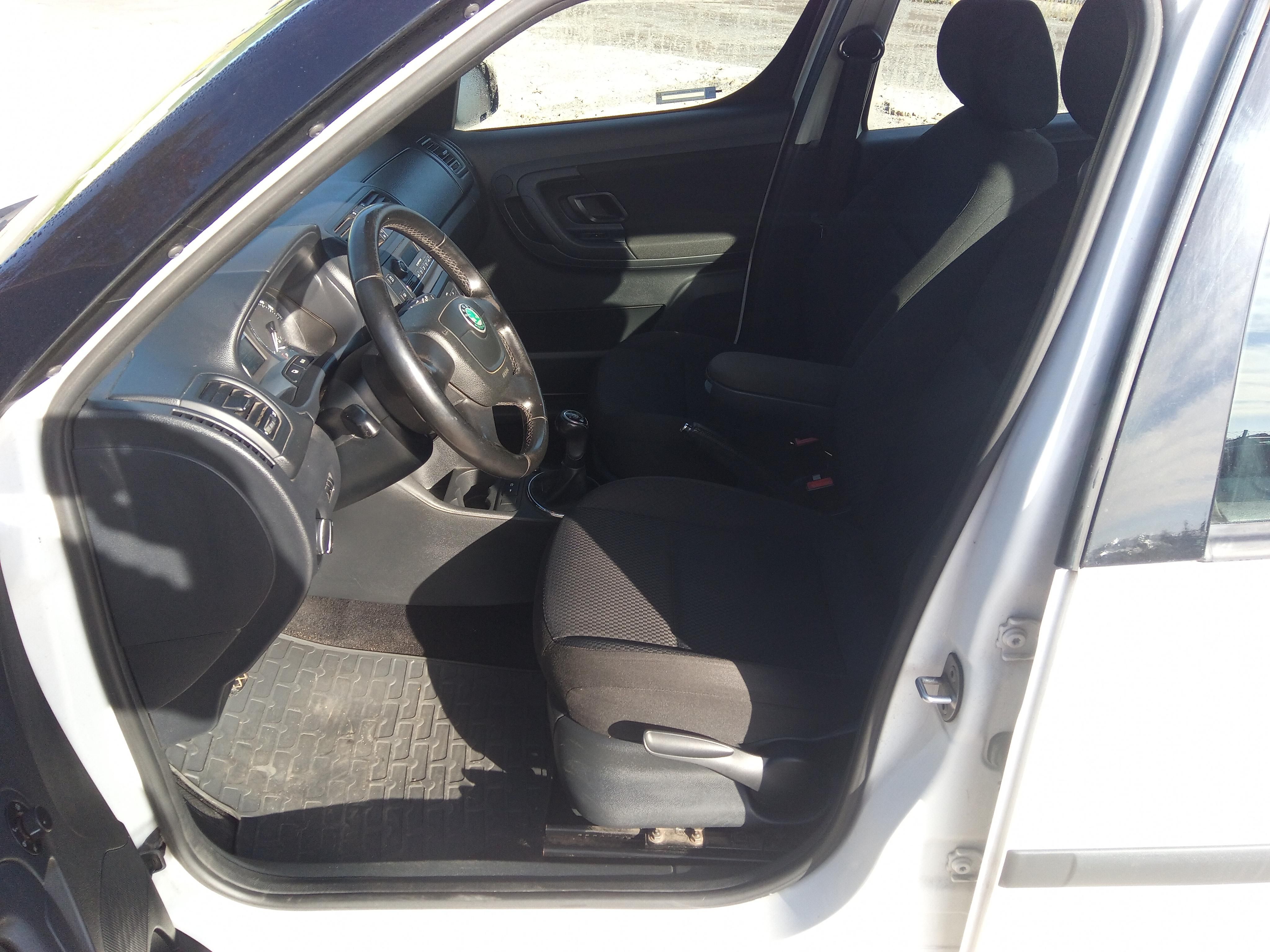 Škoda Roomster, 1,2 TSi  serviska - fotka 6