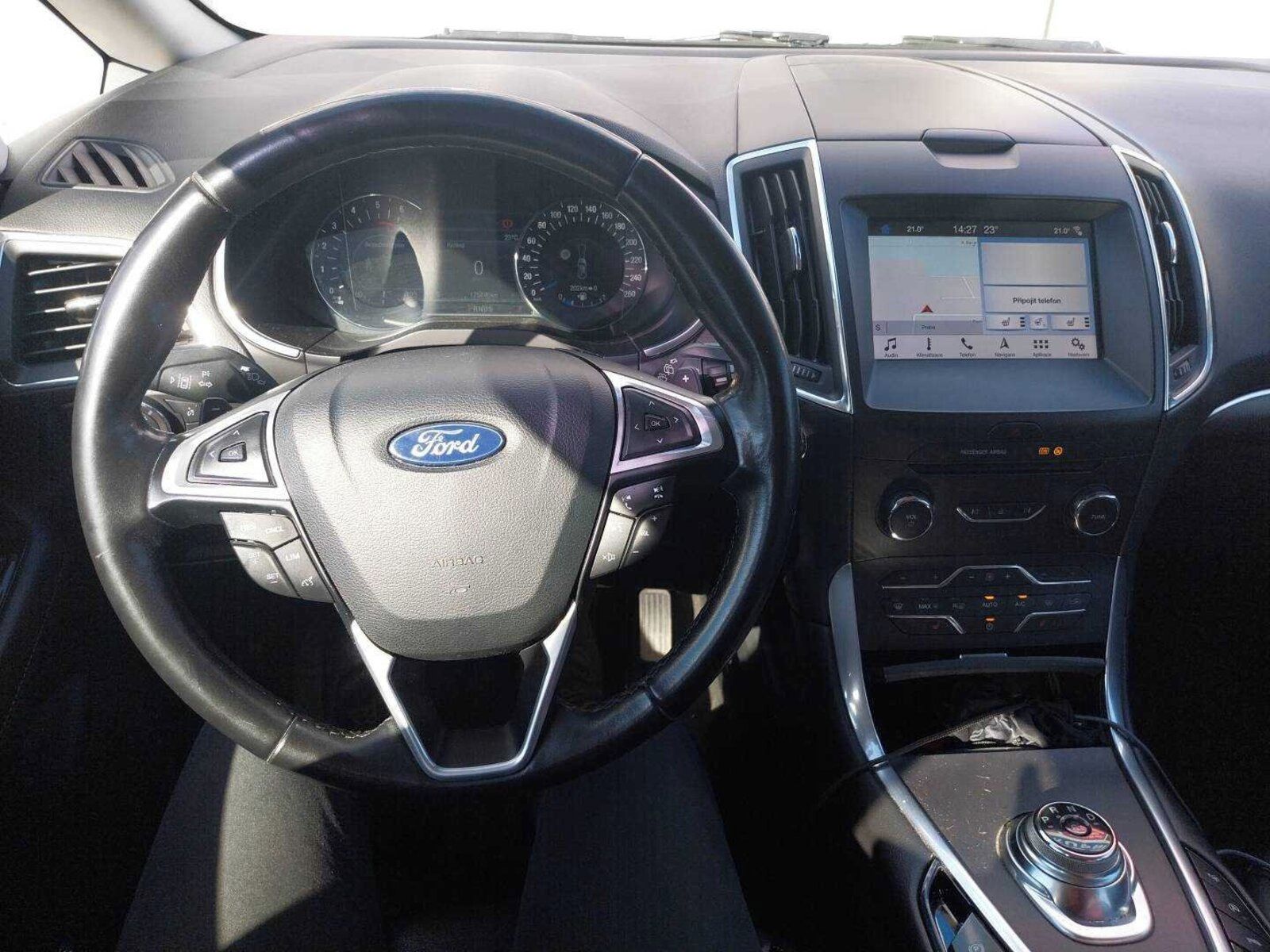 Ford S-MAX, 2.0 EcoBlue, Automat, 7 míst - fotka 3