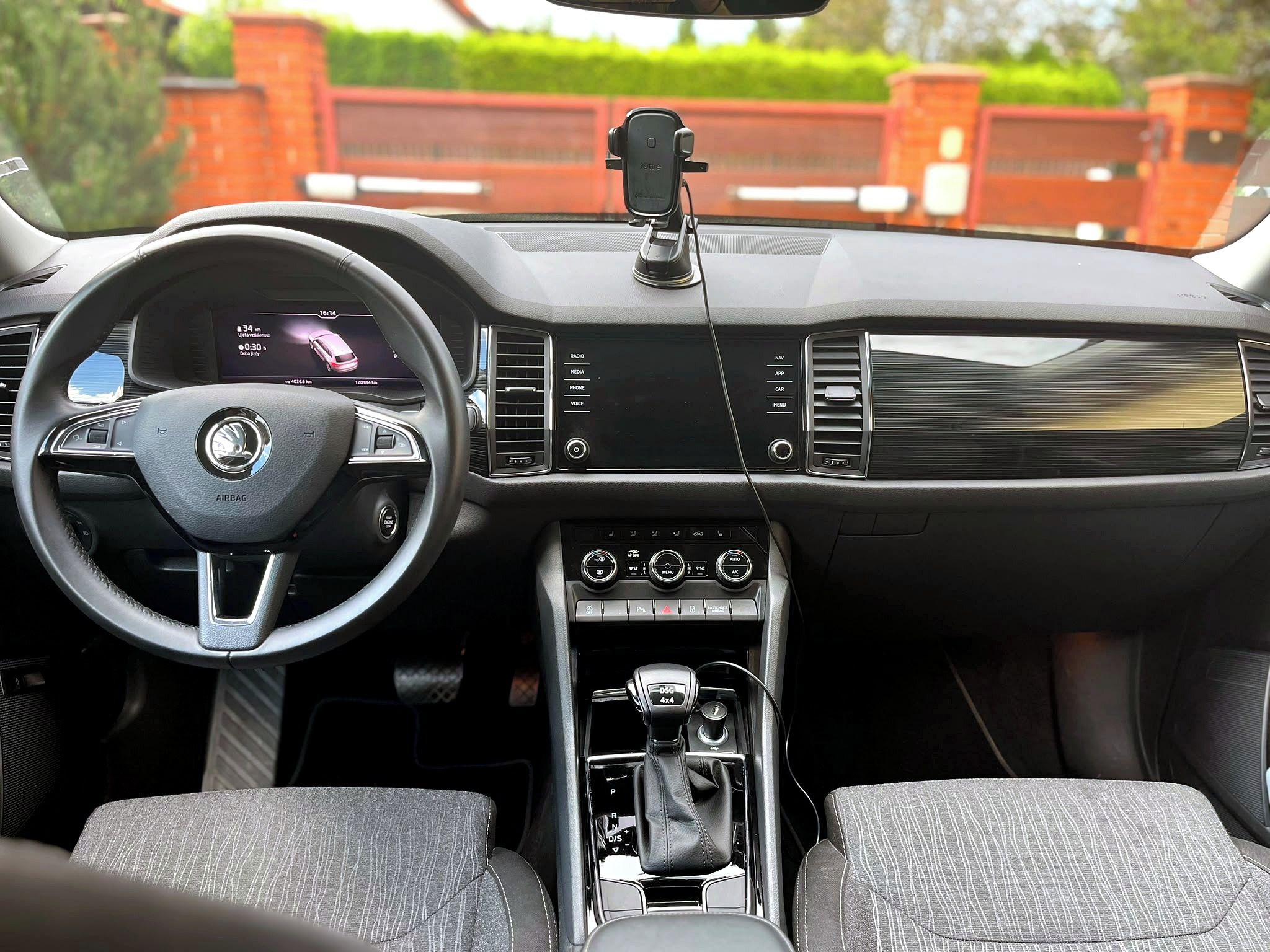 Škoda Kodiaq, Škoda Kodiaq, 2.0 TDi 140kW - fotka 6