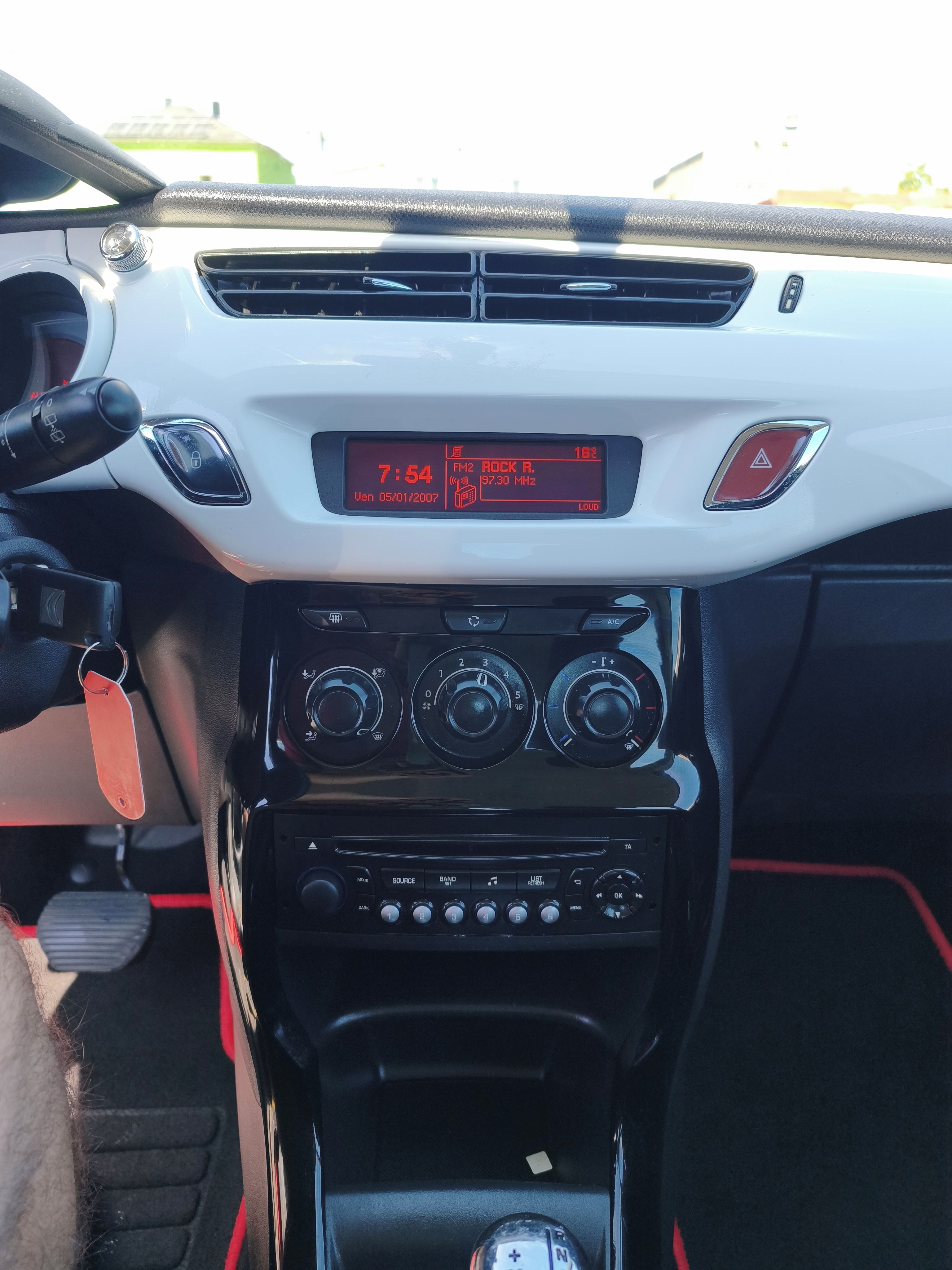 Citroën C3 - fotka 6