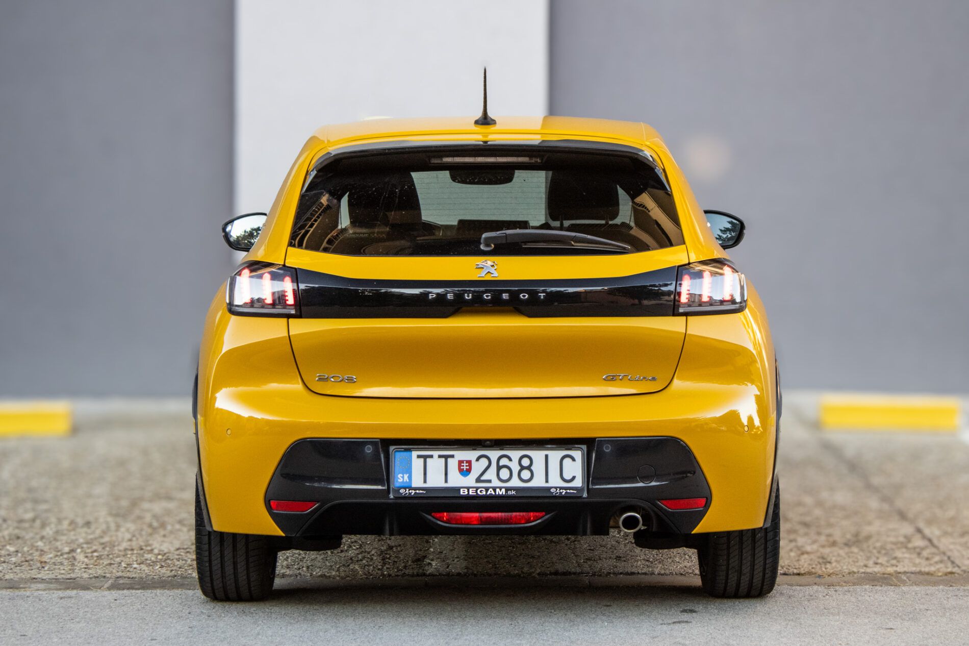 Peugeot 208 - fotka 6