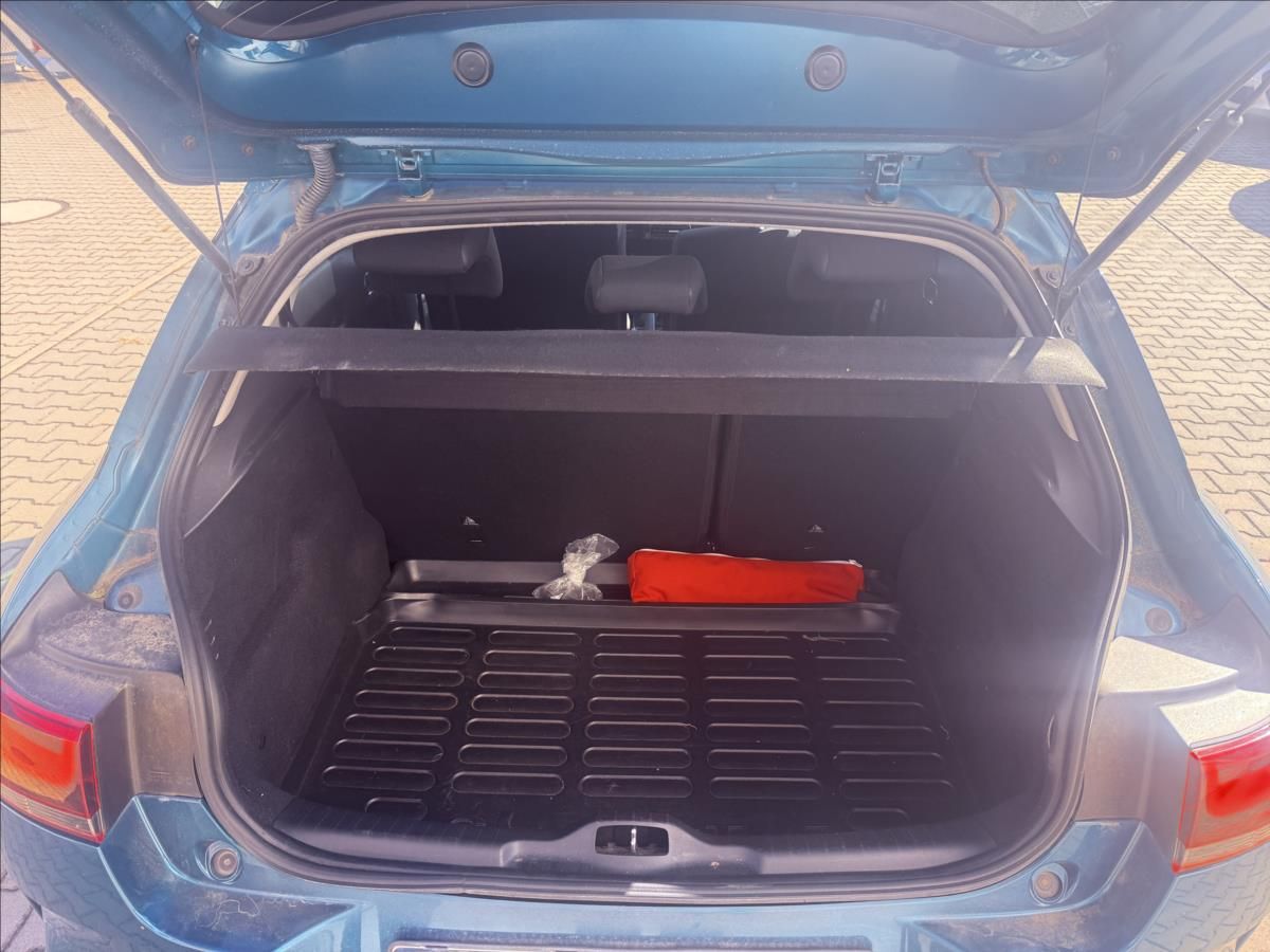 Citroën C4 Cactus, 1,2 Shine - 1. majitel osobní - fotka 6
