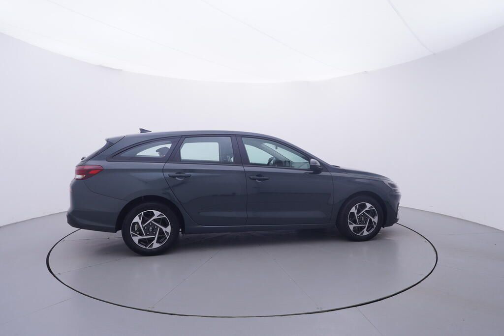 Hyundai i30, Comfort 1.0 GDI 73 kW - fotka 6