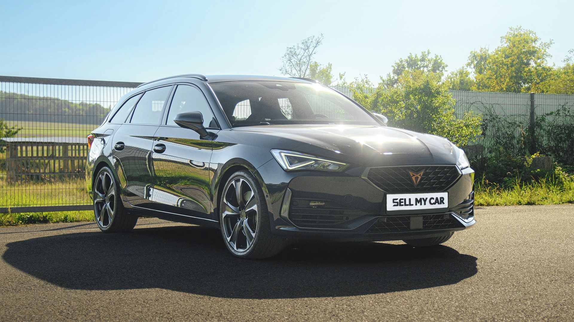 Cupra Leon, SP 2,0TSI/228kW 4x4 DSG 1.MAJ - fotka 3