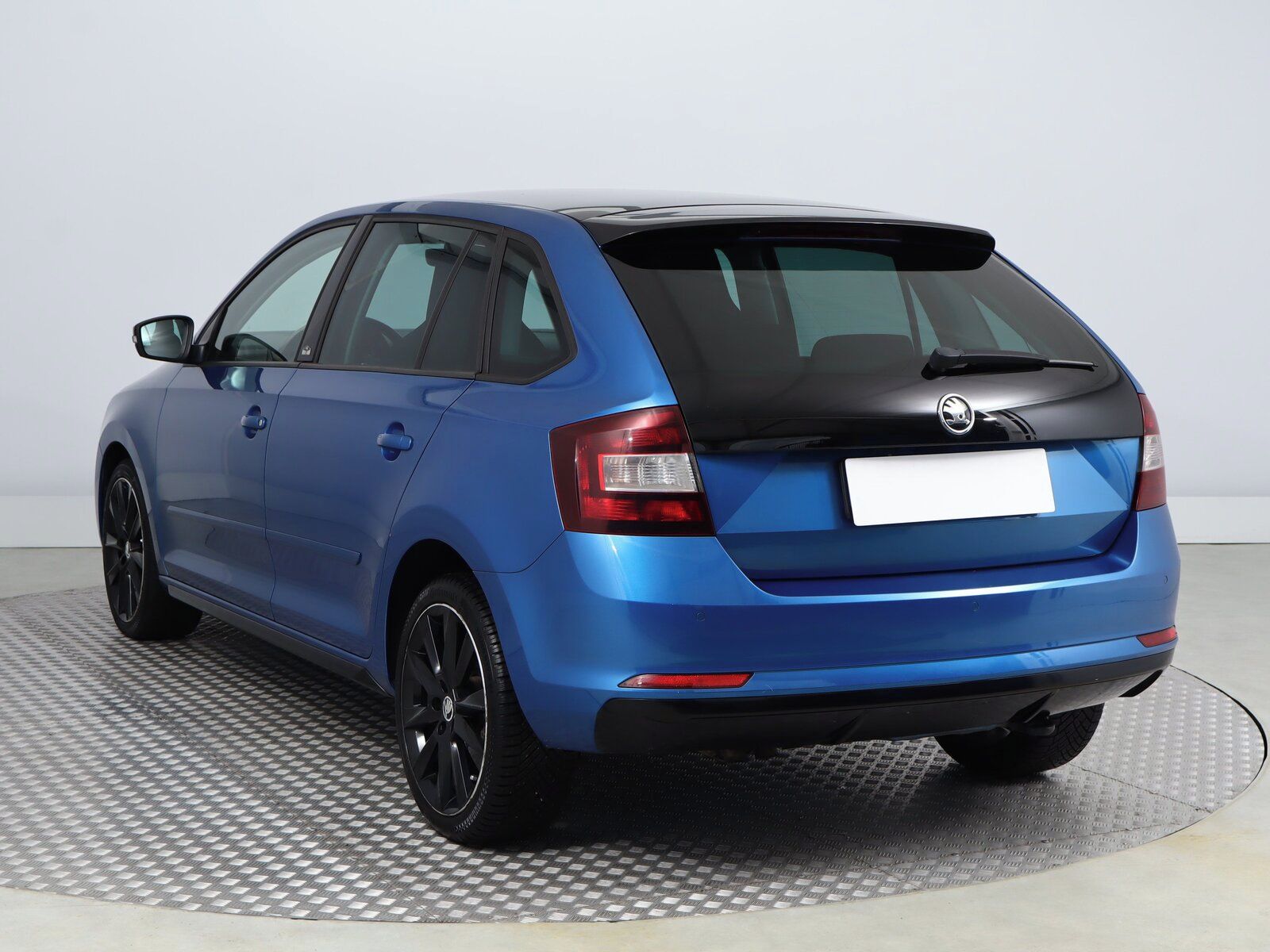 Škoda Rapid, 1.4 TSI, Spaceback, Automat - fotka 4