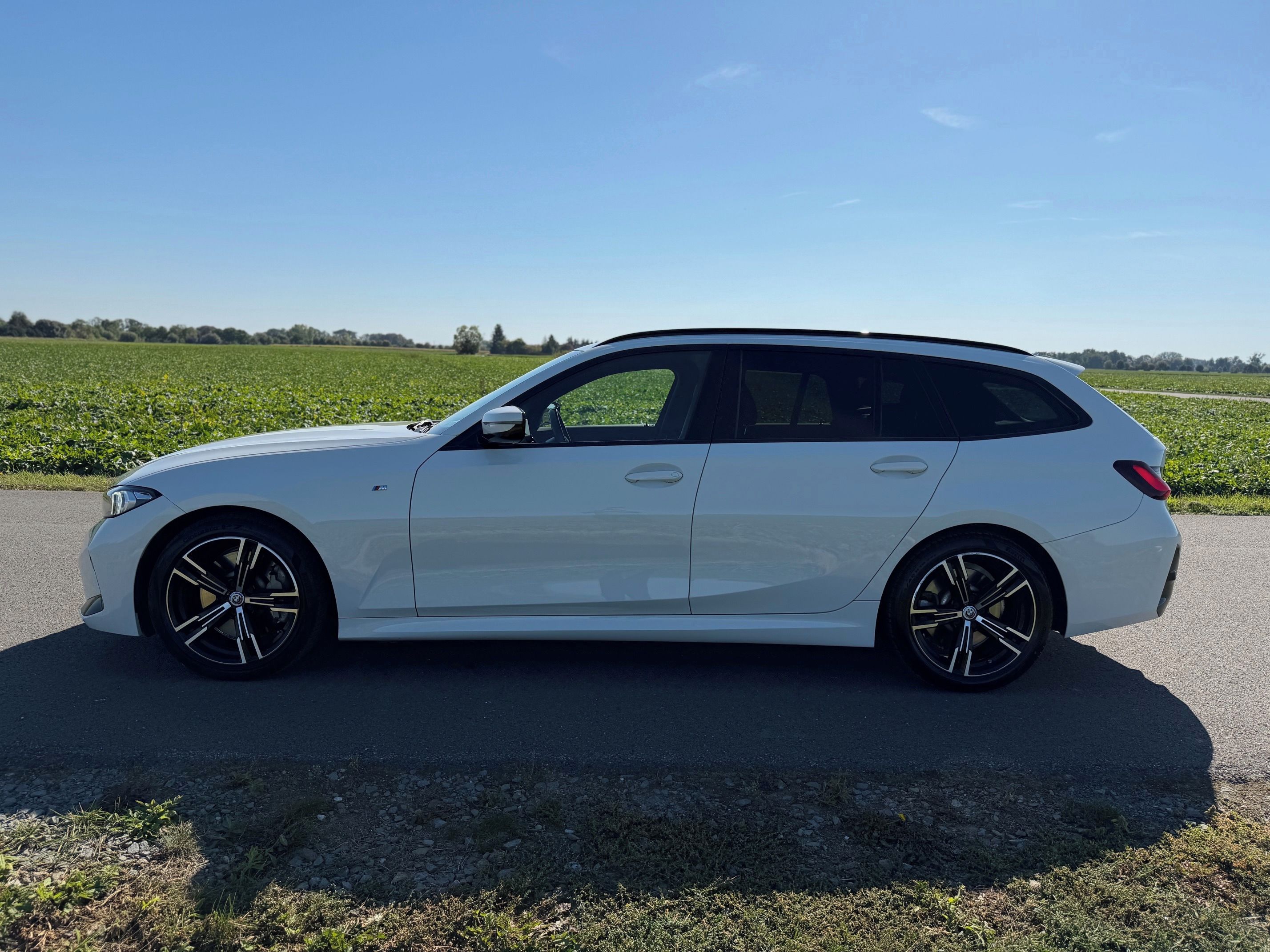 BMW Řada 3, 330d 210kW Mpaket FL WEBASTO - fotka 6