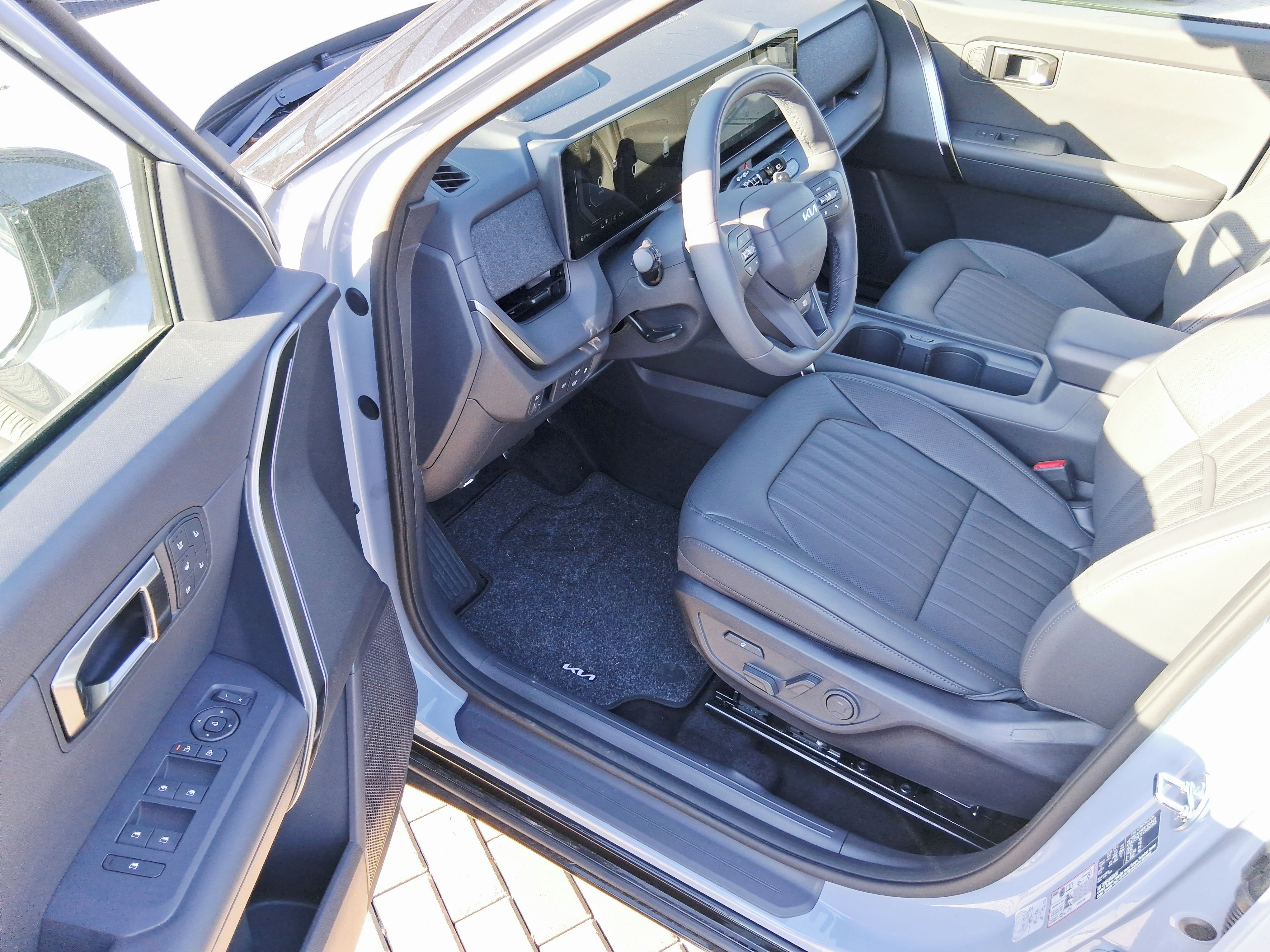 Kia Seltos, 1,6 T-GDI 4x2 7DCT X-Line - fotka 5