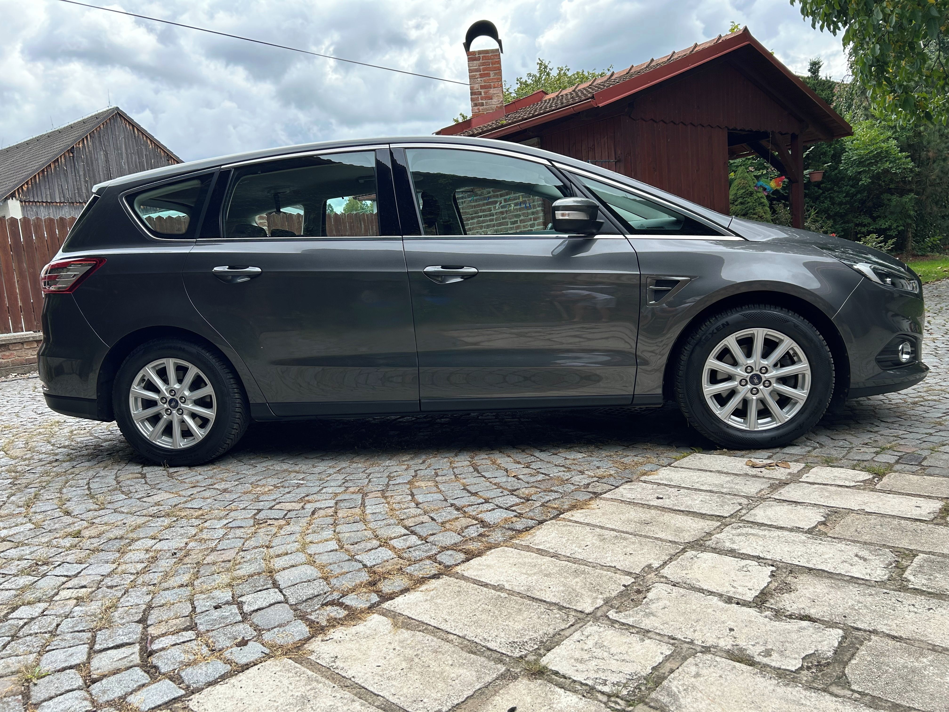 Ford S-MAX, Ford S-MAX 2.0 TDCi, ATM, 4x4 - fotka 4