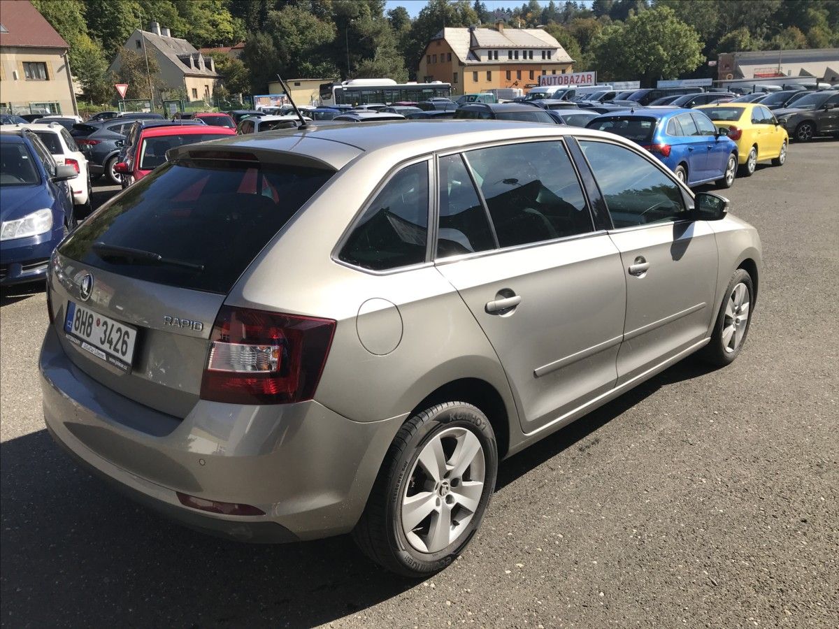 Škoda Rapid, 1,0 TSi 70kW - fotka 4