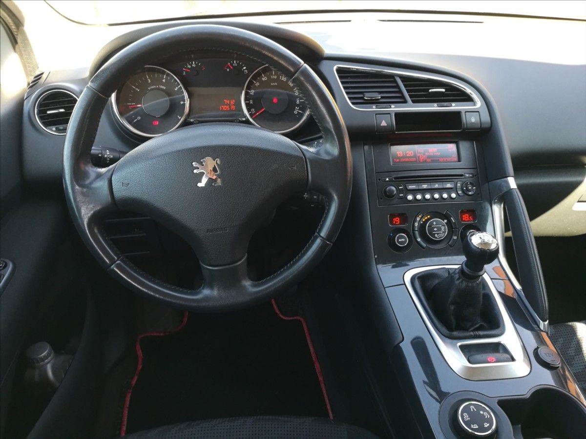 Peugeot 3008, 1,6 i - fotka 5
