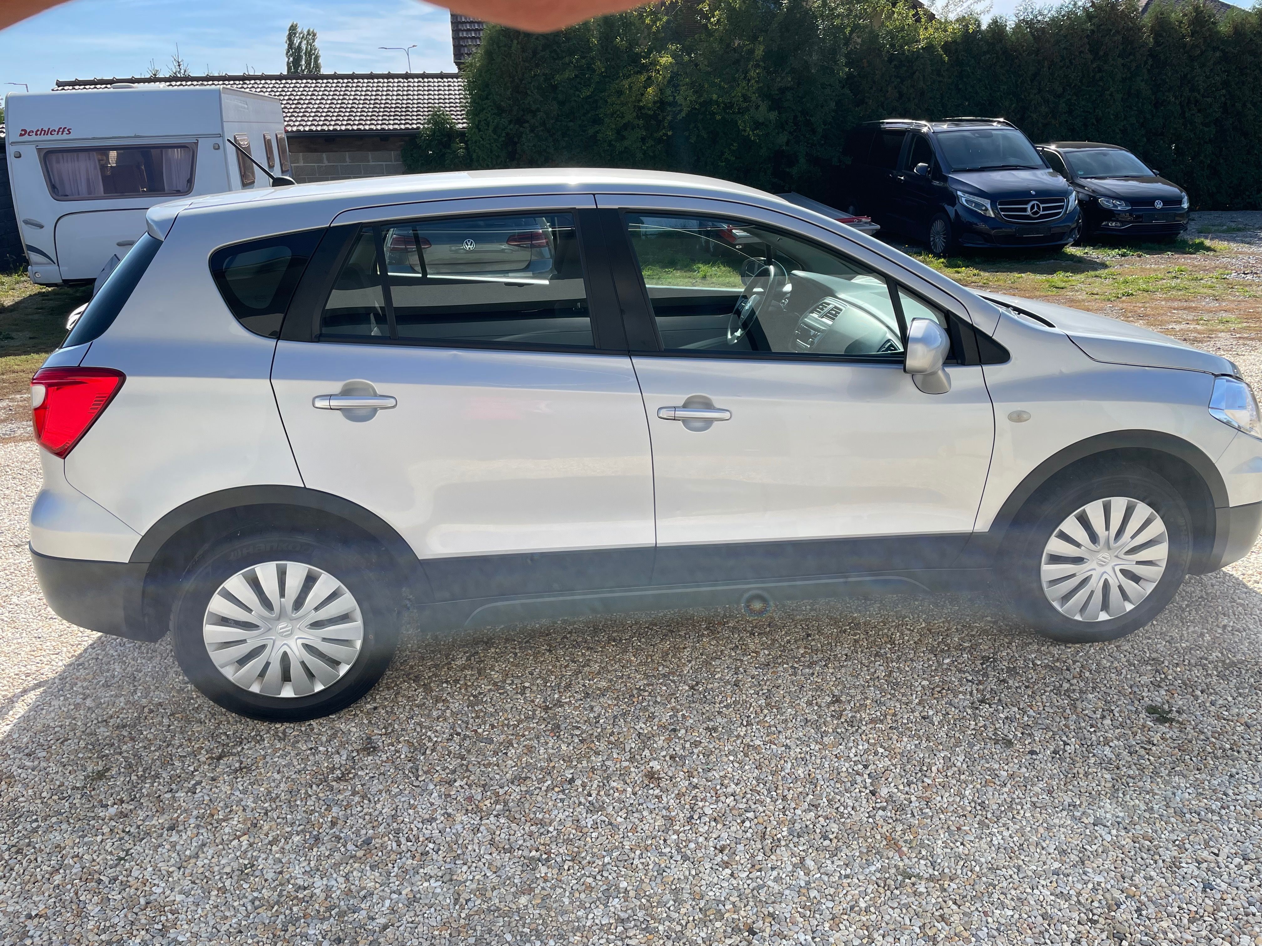 Suzuki SX4 S-Cross, SX4 S-CROSS 43TKM 1 MAJITEL - fotka 6