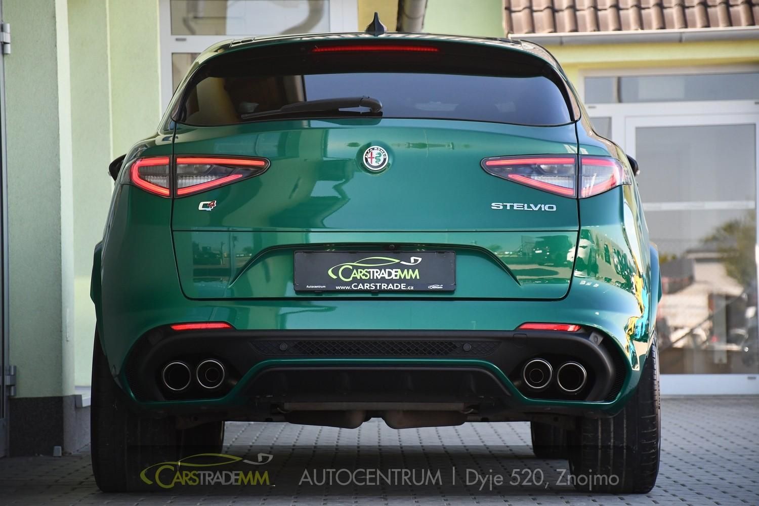 Alfa Romeo Stelvio, 2.9 V6 Bi-T 520PS QUADRIFOGLIO - fotka 4