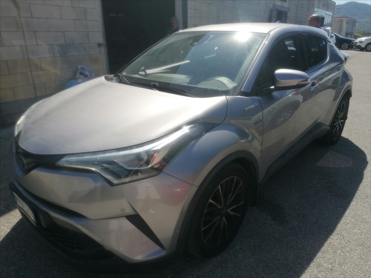 Toyota C-HR, 1,8 i 72kw Hybrid e-CVT