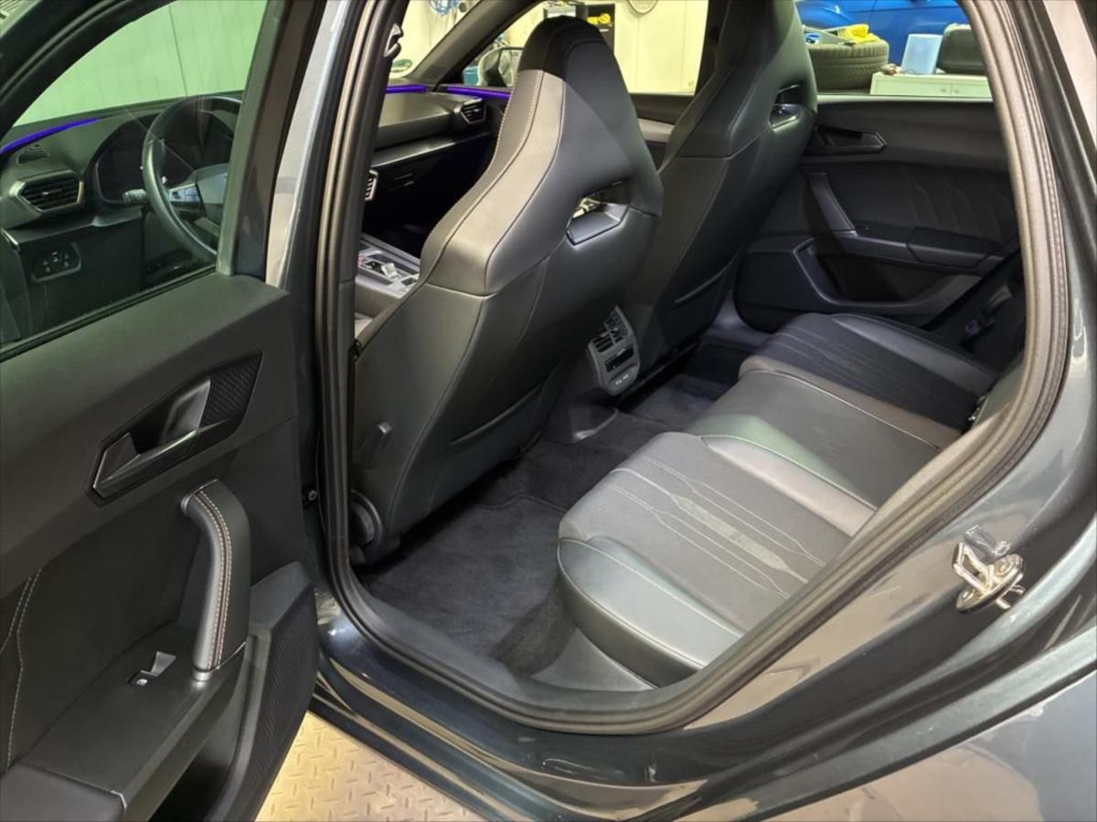 Cupra Leon, 2,0 TSI 221 KW - fotka 6