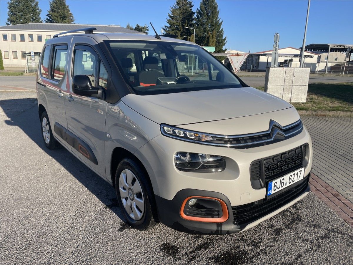 Citroën Berlingo, 1,5 BlueHDi 96kw XTR Tažné Kli - fotka 6