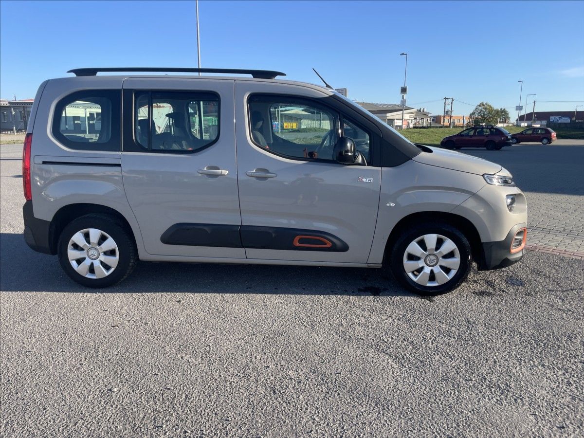 Citroën Berlingo, 1,5 BlueHDi 96kw XTR Tažné Kli - fotka 5