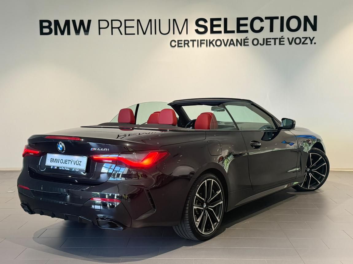 BMW Řada 4, M440i xDrive Convertible - fotka 3